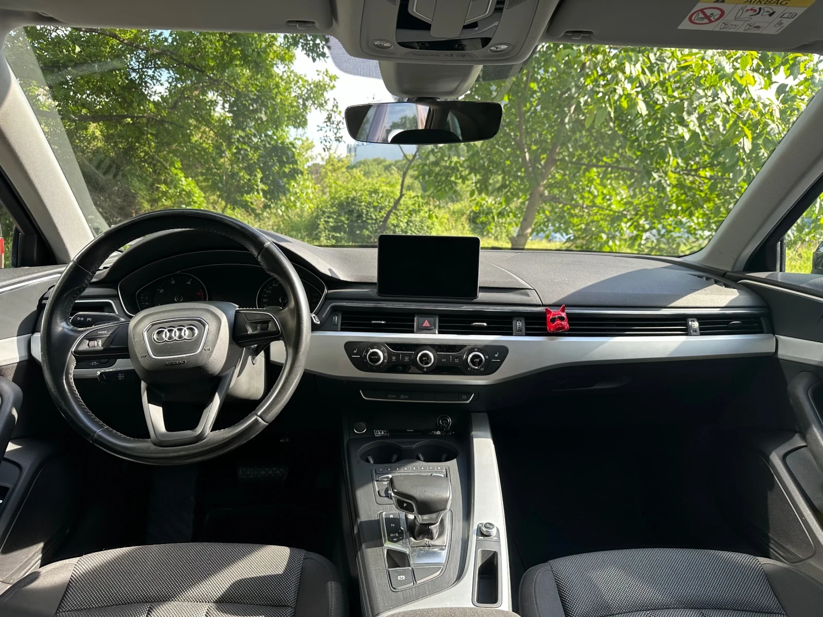 Audi A4 2.0 TDI Avant (B9) - изображение 10
