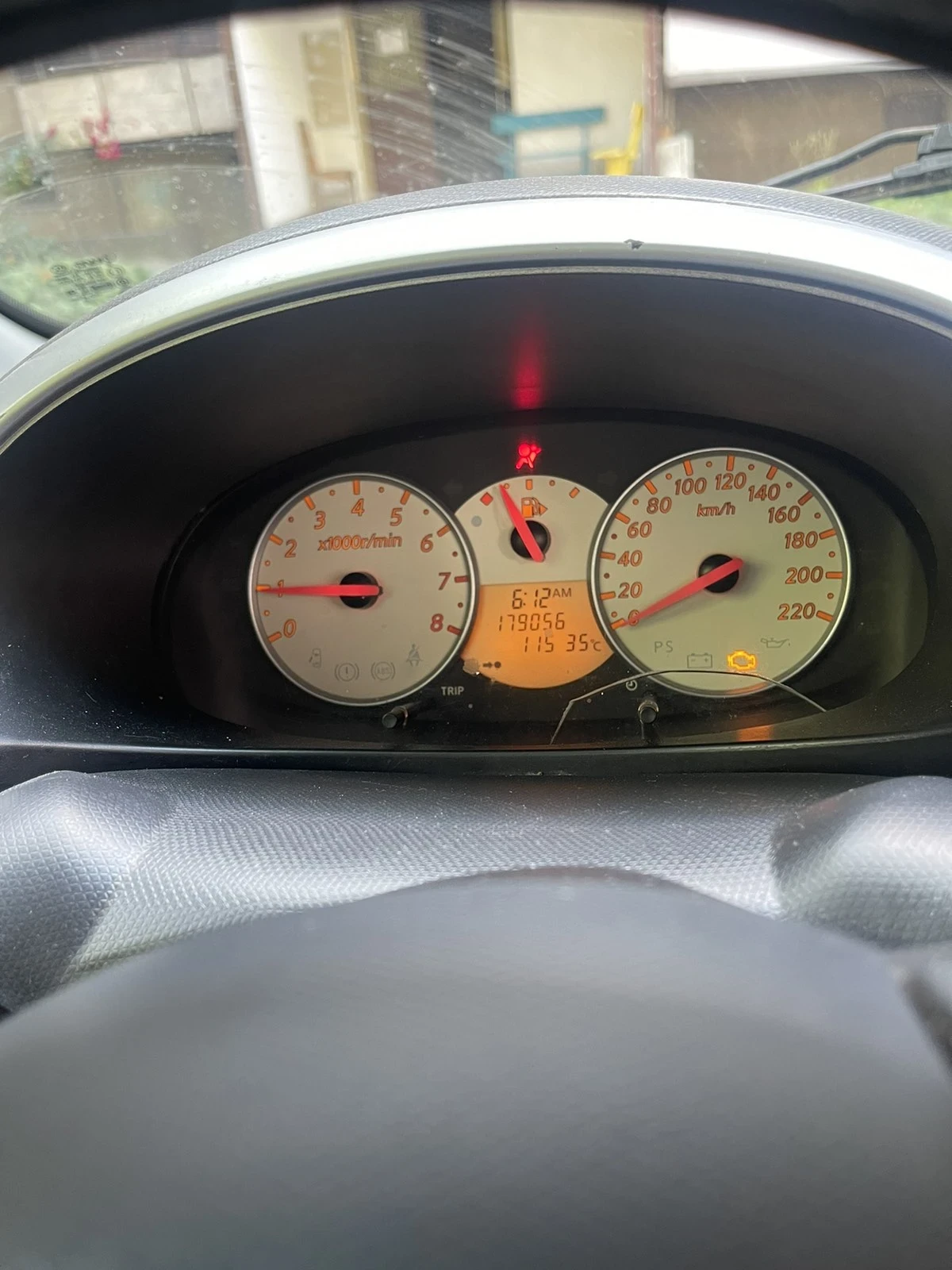 Nissan Micra  - изображение 10