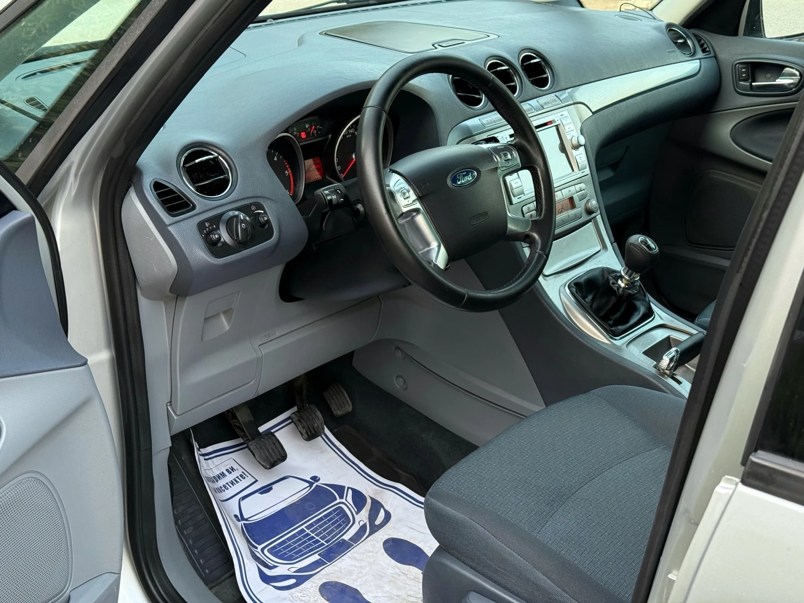 Ford Galaxy 2.0TDCi 140к.с * 7места* * Навигация*  - изображение 9
