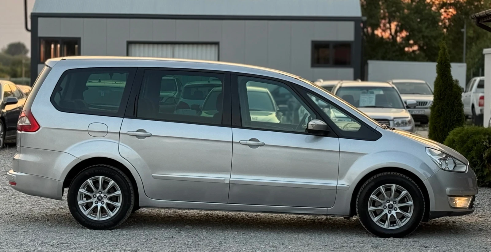 Ford Galaxy 2.0TDCi 140к.с * 7места* * Навигация*  - изображение 8