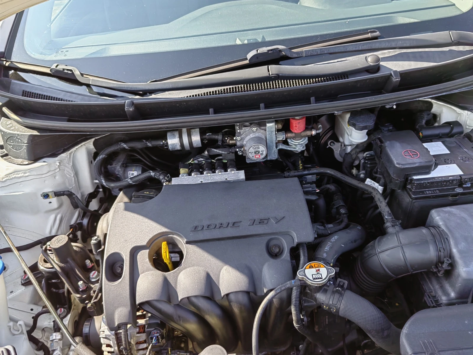 Hyundai I30 1.4i Gaz - изображение 8