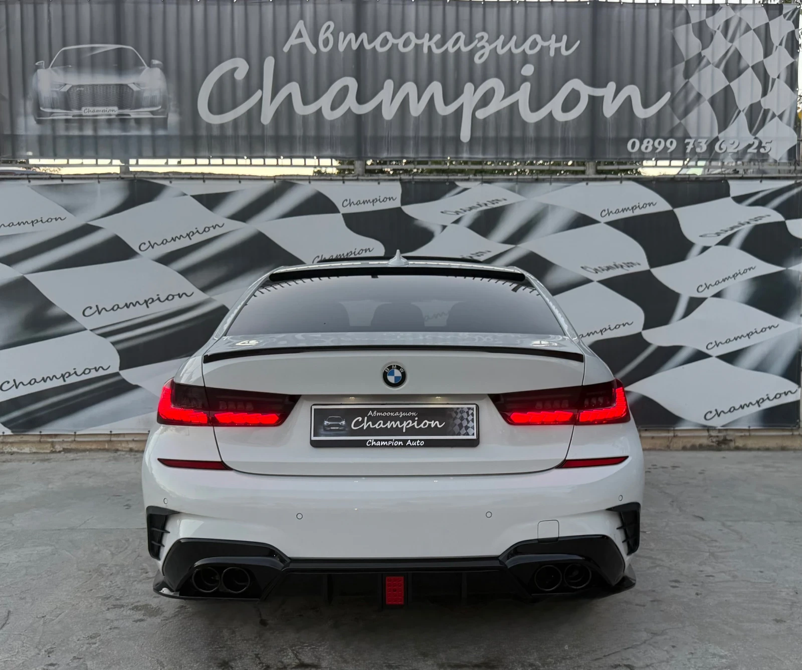 BMW 330 M-packet Plug-in Hybrid - изображение 5