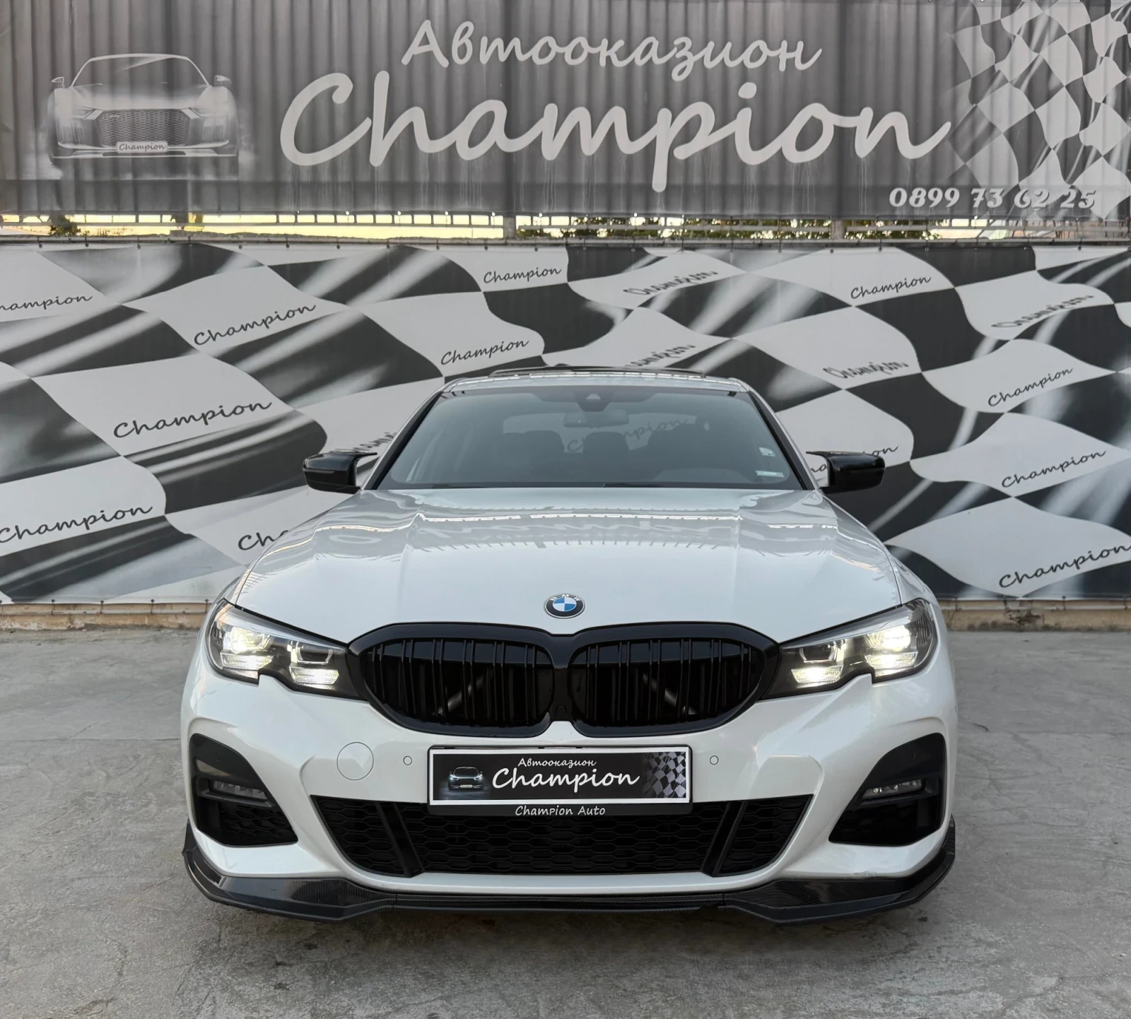 BMW 330 M-packet Plug-in Hybrid - изображение 2