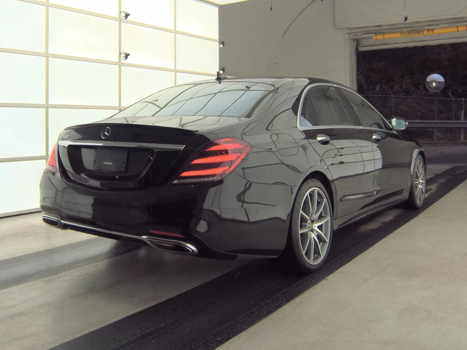 Mercedes-Benz S 560 AMG, Distr, Burmester, масажи, обдух, Park assist, - изображение 6