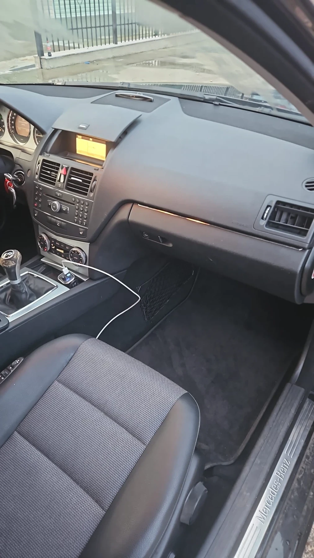 Mercedes-Benz C 220  - изображение 7