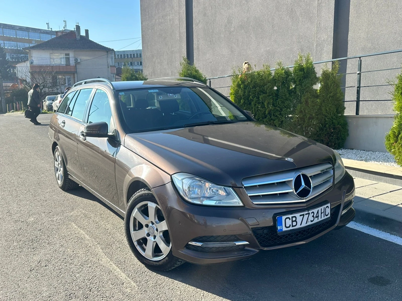 Mercedes-Benz C 180  - изображение 2