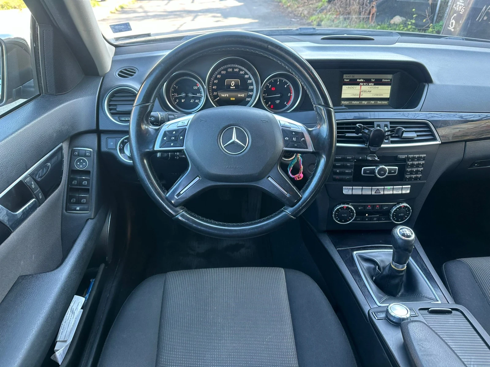 Mercedes-Benz C 180  - изображение 10