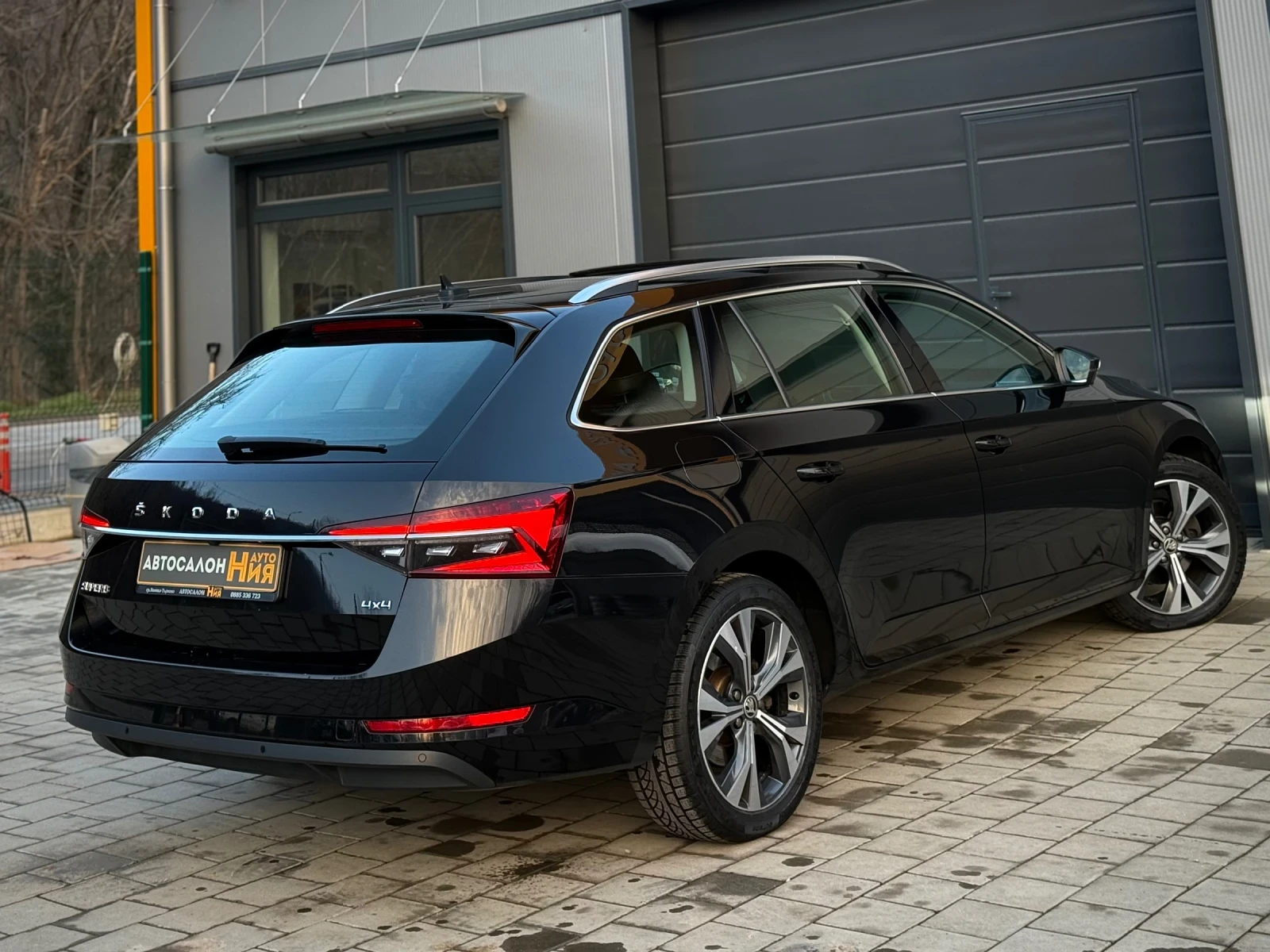 Skoda Superb 2.0TDI4x4 * LED* Digital* Keyless* Memory* FullMax - изображение 6