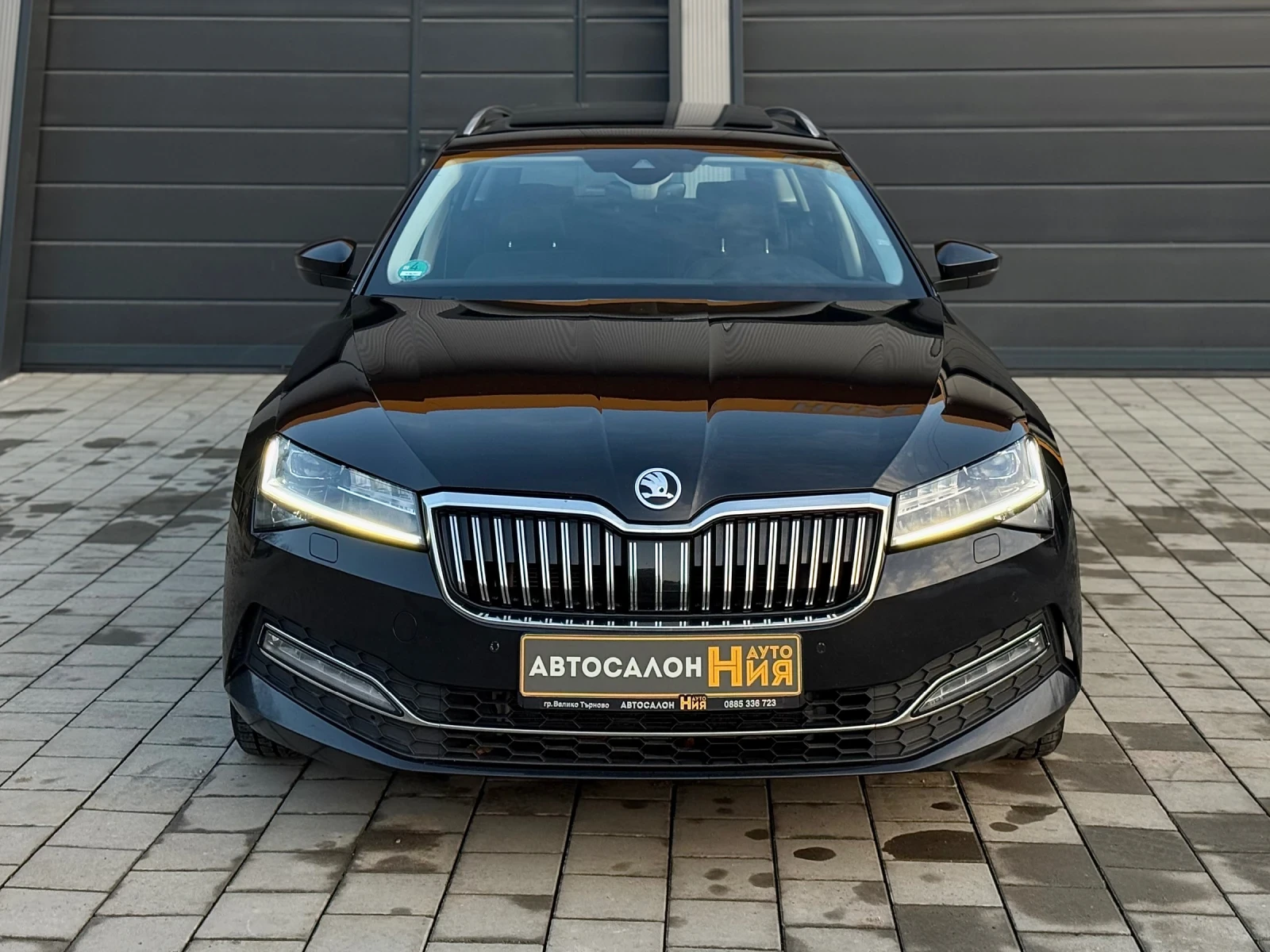 Skoda Superb 2.0TDI4x4 * LED* Digital* Keyless* Memory* FullMax - изображение 2