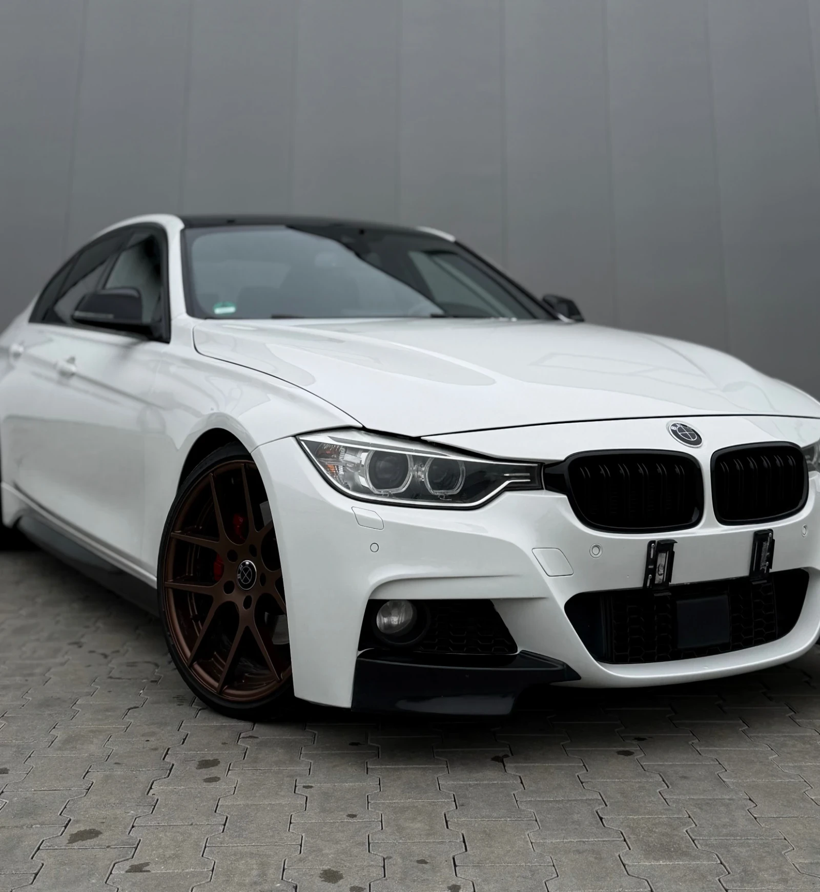 BMW 330 330D M PERFORMANCE* * DISTRONIC* * , снимка 3 - Автомобили и джипове - 53739685