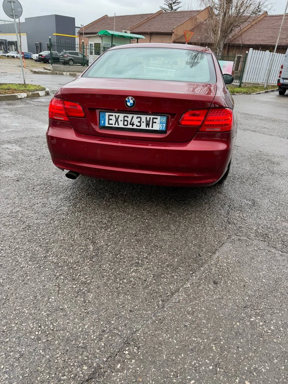 BMW 320, снимка 10 - Автомобили и джипове - 53955061