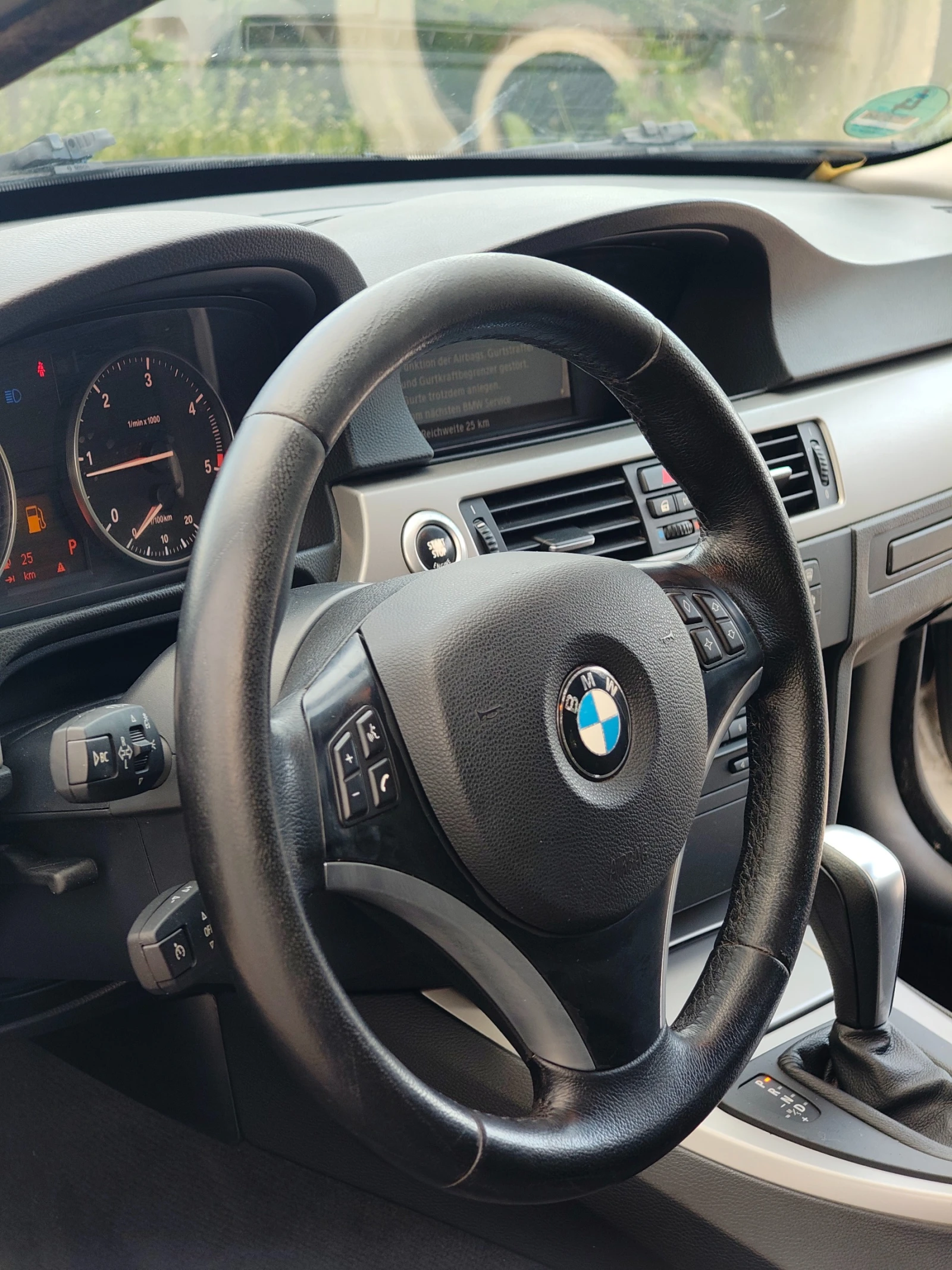 BMW 320 d-177hp-ПРОДАДЕНА, снимка 12 - Автомобили и джипове - 54553086