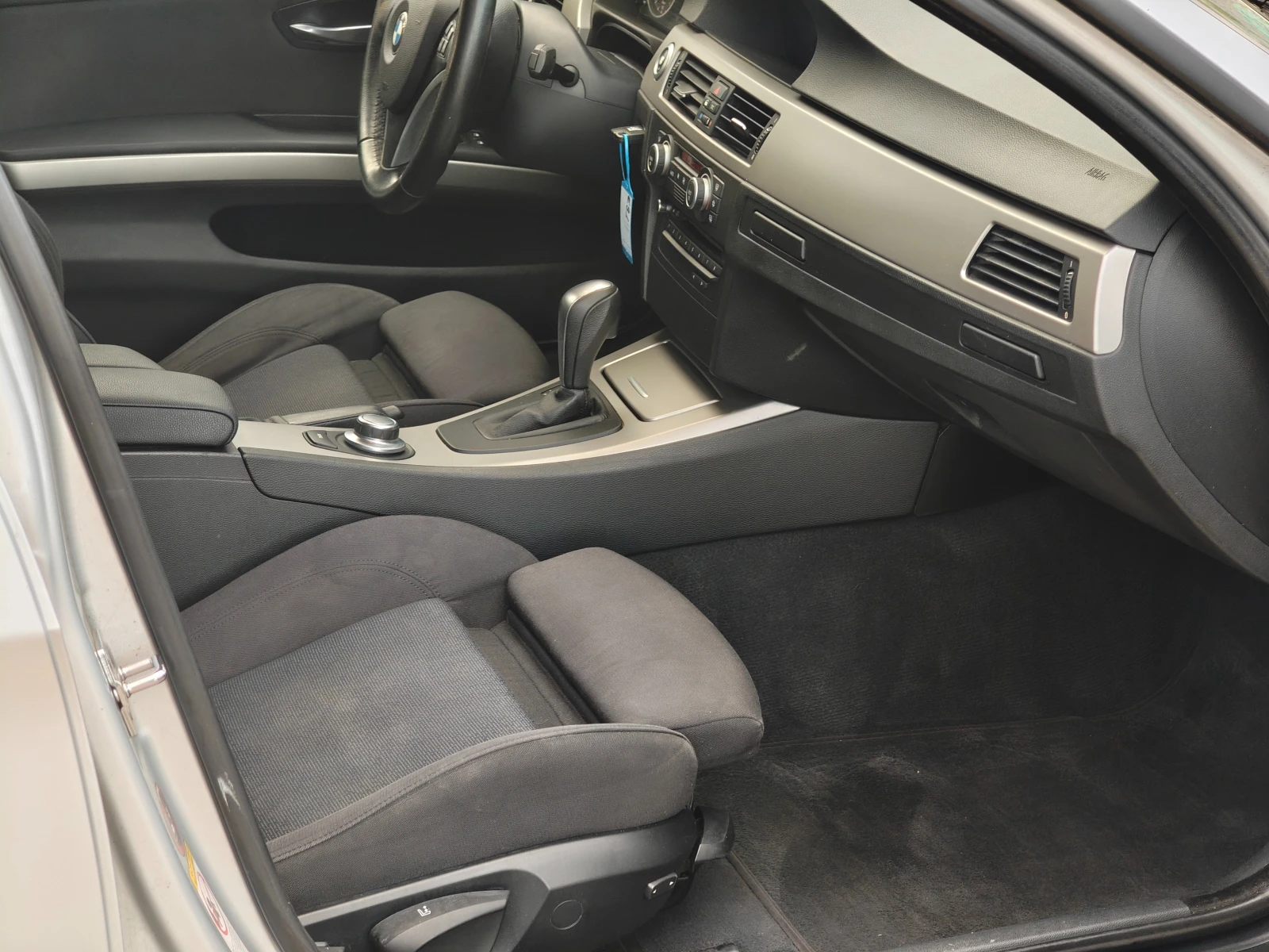 BMW 320 d-177hp-ПРОДАДЕНА, снимка 8 - Автомобили и джипове - 54553086