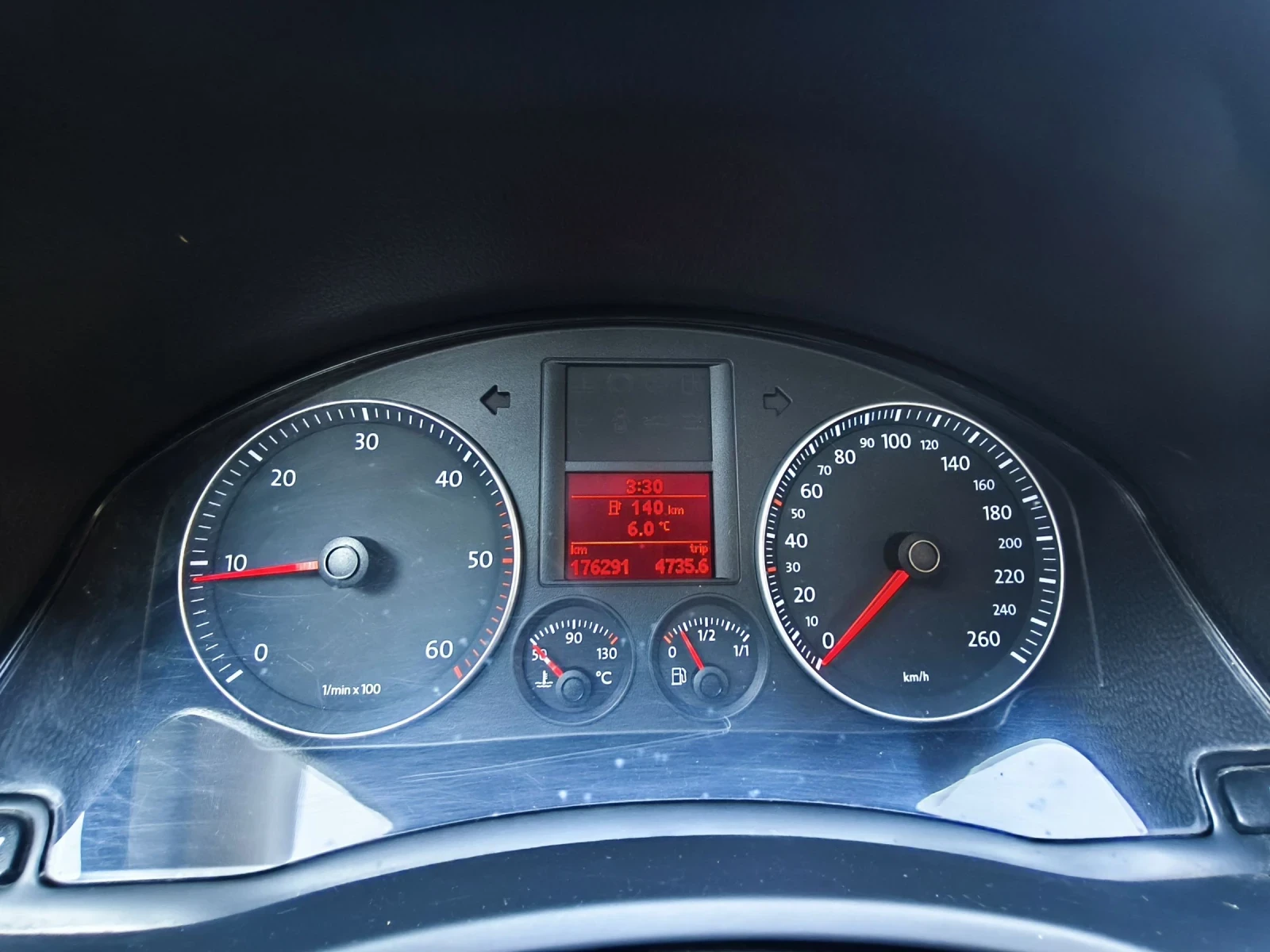 VW Golf 1.9 TDI 105 к.с., снимка 11 - Автомобили и джипове - 54825788