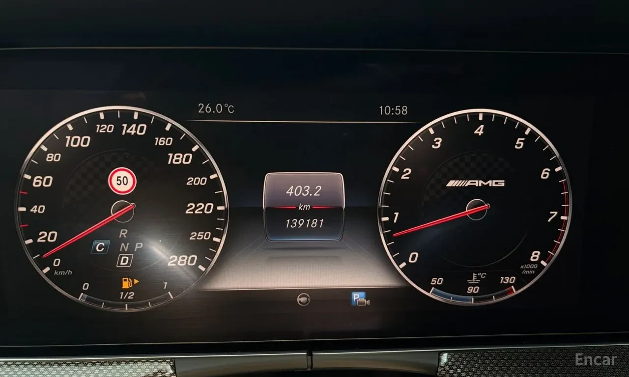 Mercedes-Benz E 43 AMG ОБДУХ / МАСАЖИ / AIRMATIC / HUD / 360 / BURMESTER, снимка 9 - Автомобили и джипове - 54905610
