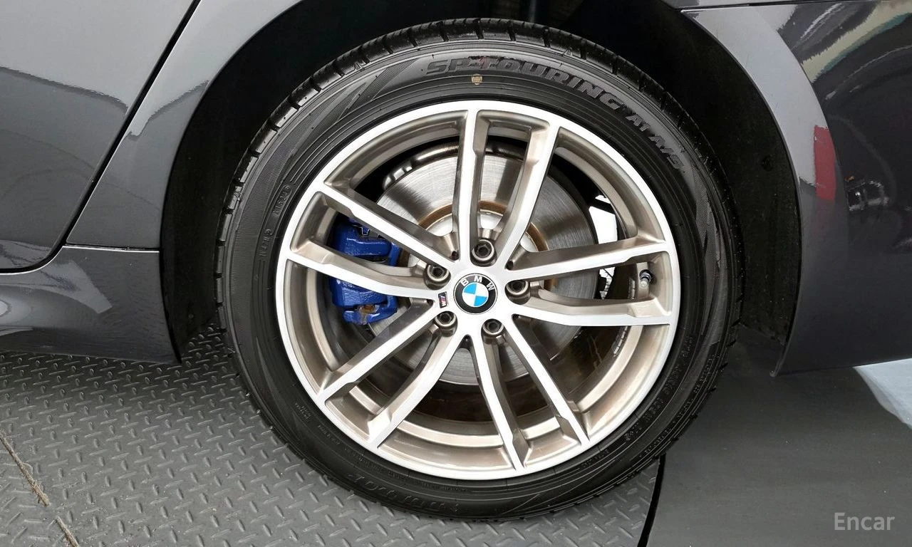 BMW 530 HEAD-UP * ОБДУХВАНЕ * 360 КАМЕРА * АВТОКРЕДИТ, снимка 7 - Автомобили и джипове - 55155060