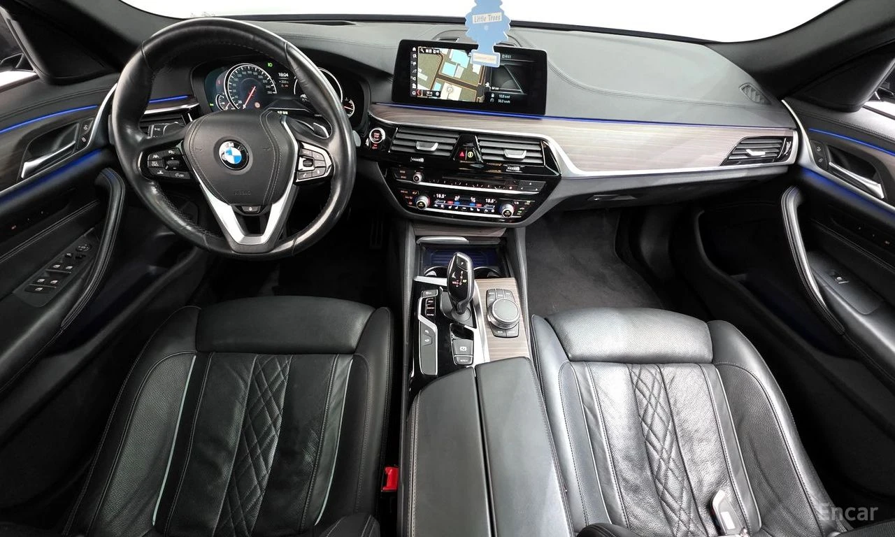 BMW 530 HEAD-UP * ОБДУХВАНЕ * 360 КАМЕРА * АВТОКРЕДИТ, снимка 11 - Автомобили и джипове - 55155060