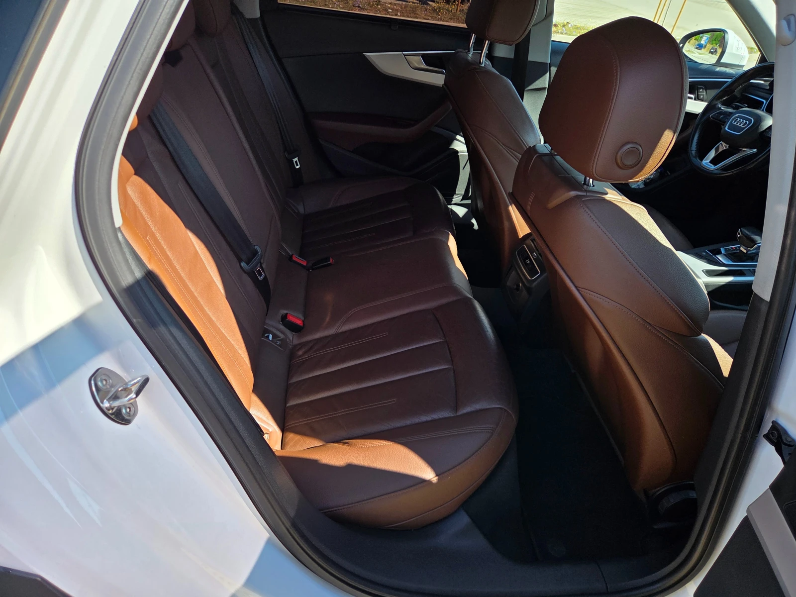 Audi A4 Allroad 3.0TDI QUATTRO, снимка 11 - Автомобили и джипове - 55498882