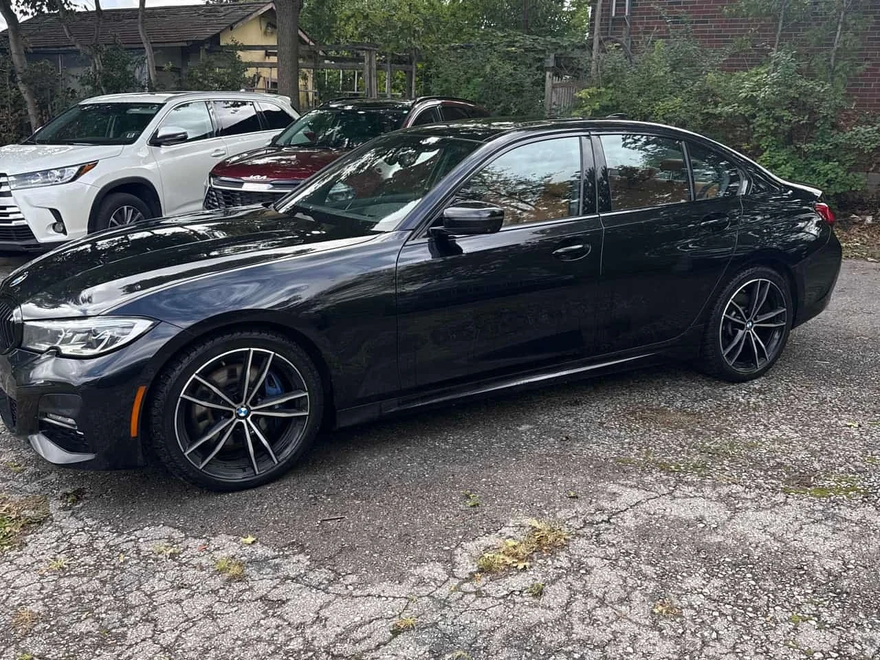 BMW 330 * 330i xDrive * АВТОКРЕДИТ БЕЗ ПЪРВОНАЧАЛНА ВНОСКА, снимка 2 - Автомобили и джипове - 55795097