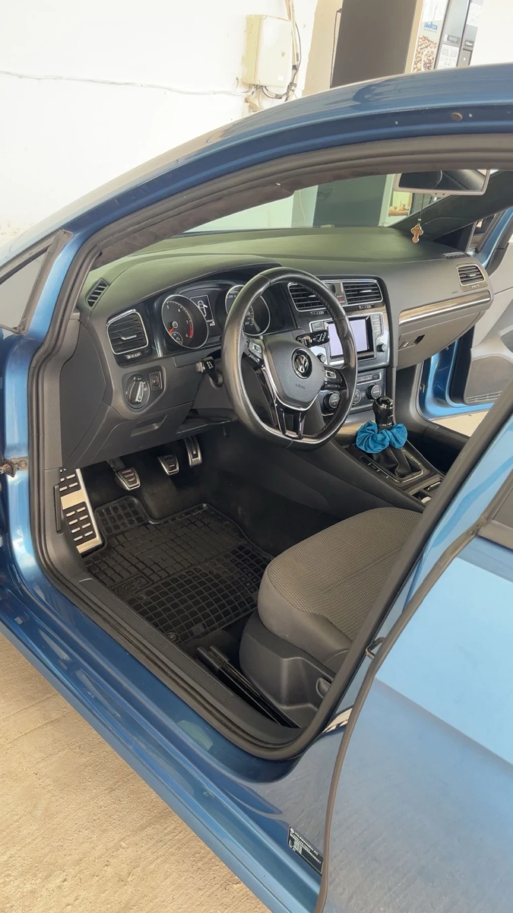 VW Golf, снимка 9 - Автомобили и джипове - 56623598