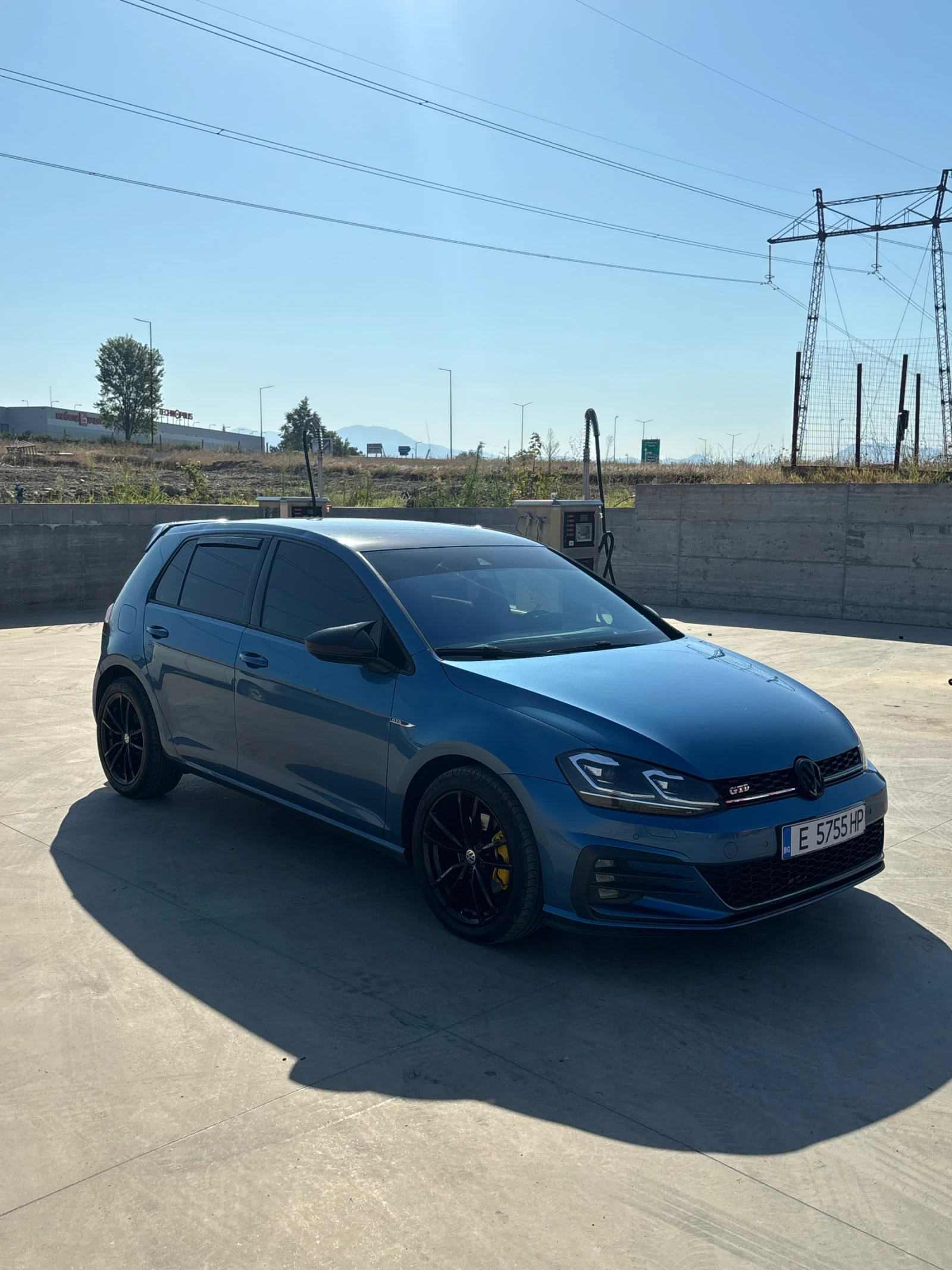 VW Golf, снимка 3 - Автомобили и джипове - 56623598