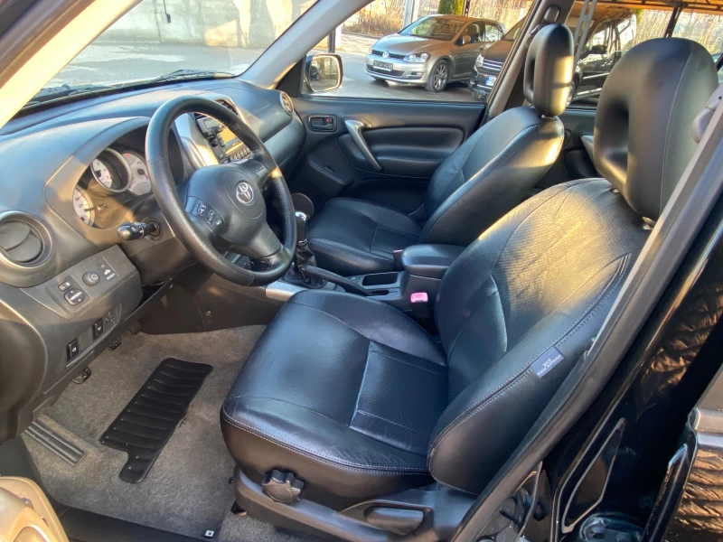 Toyota Rav4 FACELIFT 2.0D4D 4X4 116к.с. !!!! ТОП СЪСТОЯНИЕ !, снимка 9 - Автомобили и джипове - 48309166