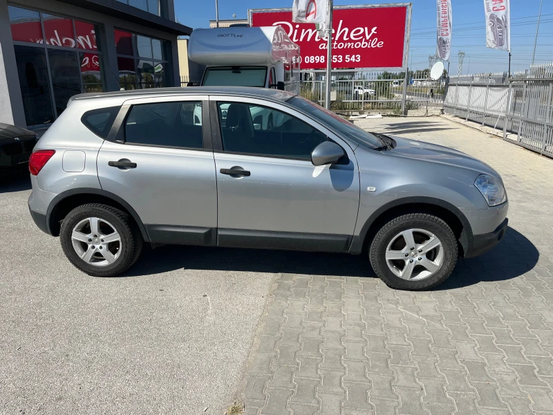 Nissan Qashqai 1.6 i 114k.c, снимка 4 - Автомобили и джипове - 51823456