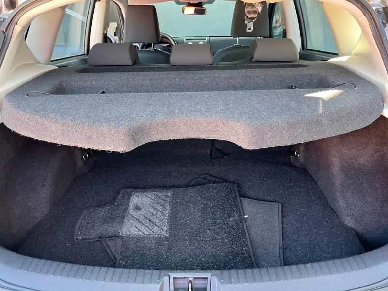 Nissan Qashqai 1.6 i 114k.c, снимка 13 - Автомобили и джипове - 51823456