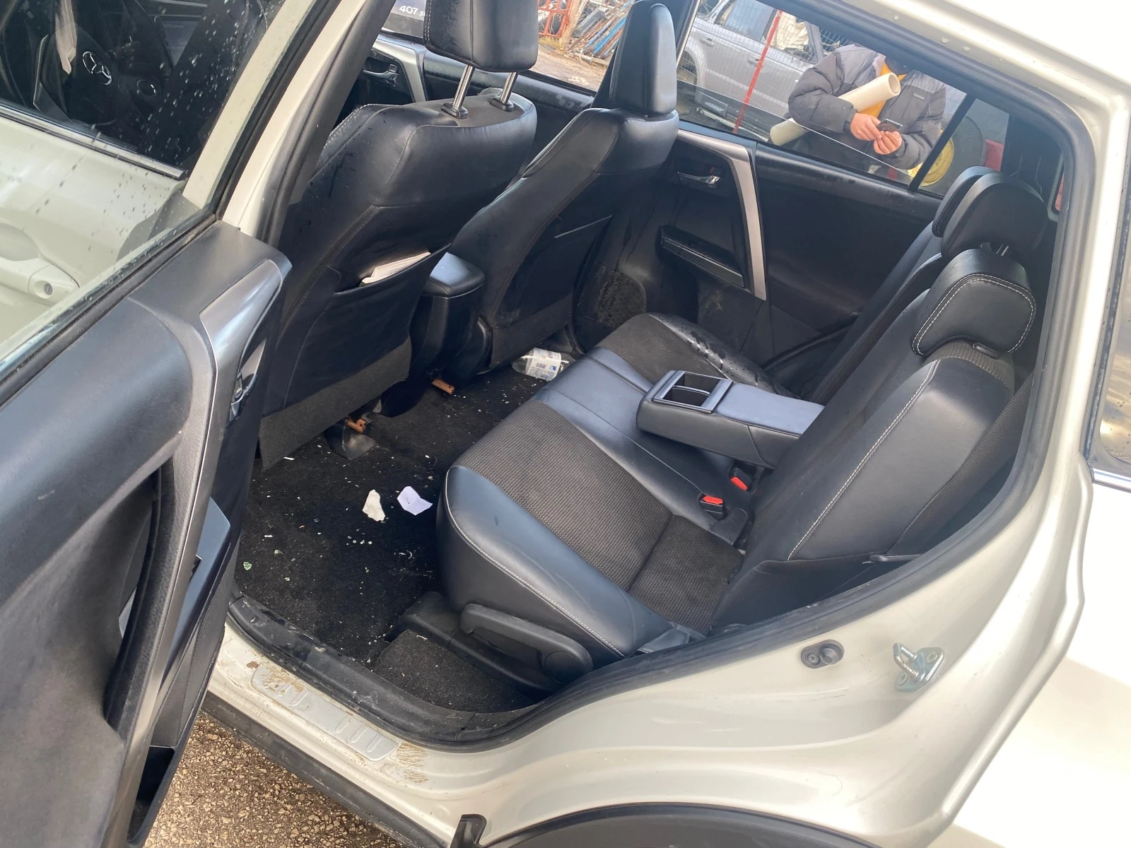 Toyota Rav4 2.0d4d 2017 | Mobile.bg   11