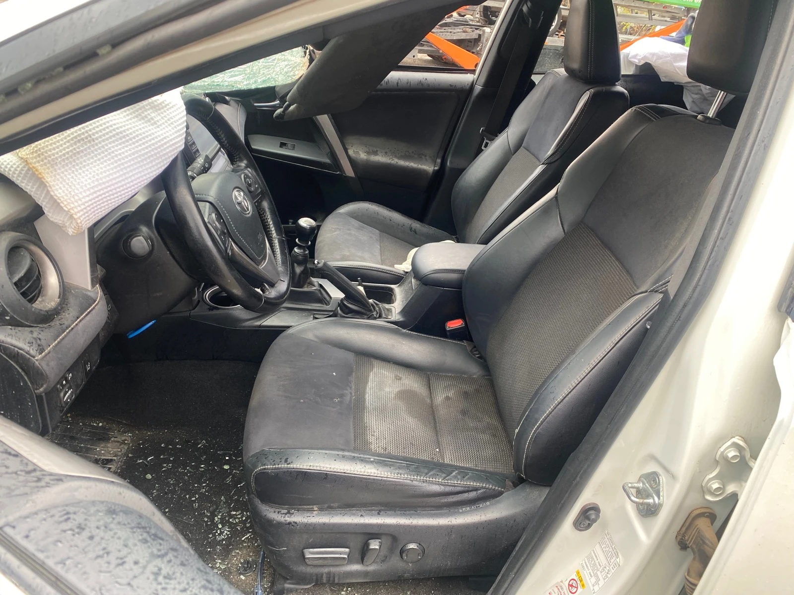 Toyota Rav4 2.0d4d 2017 | Mobile.bg   13