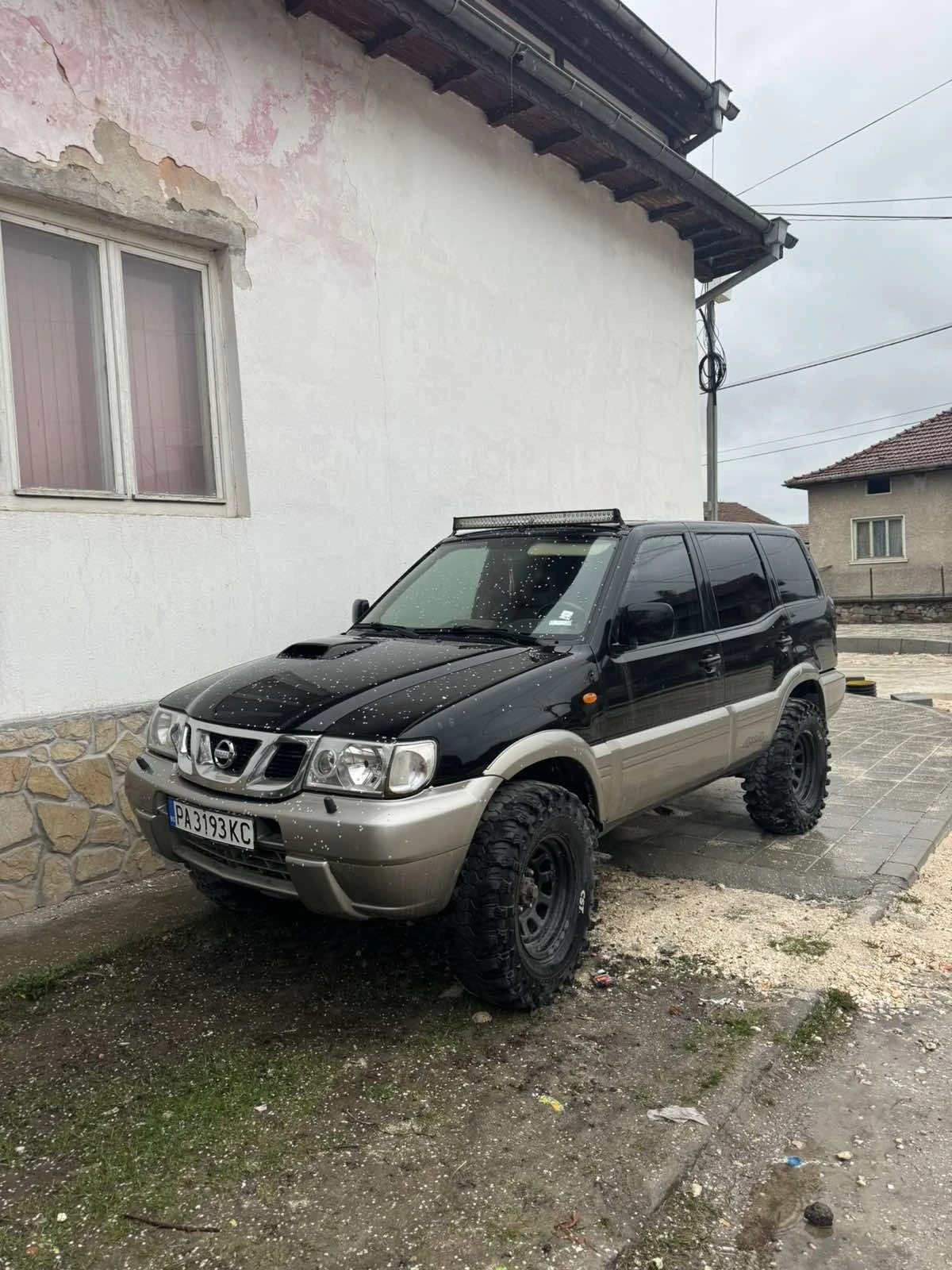 Nissan Terrano  - изображение 4