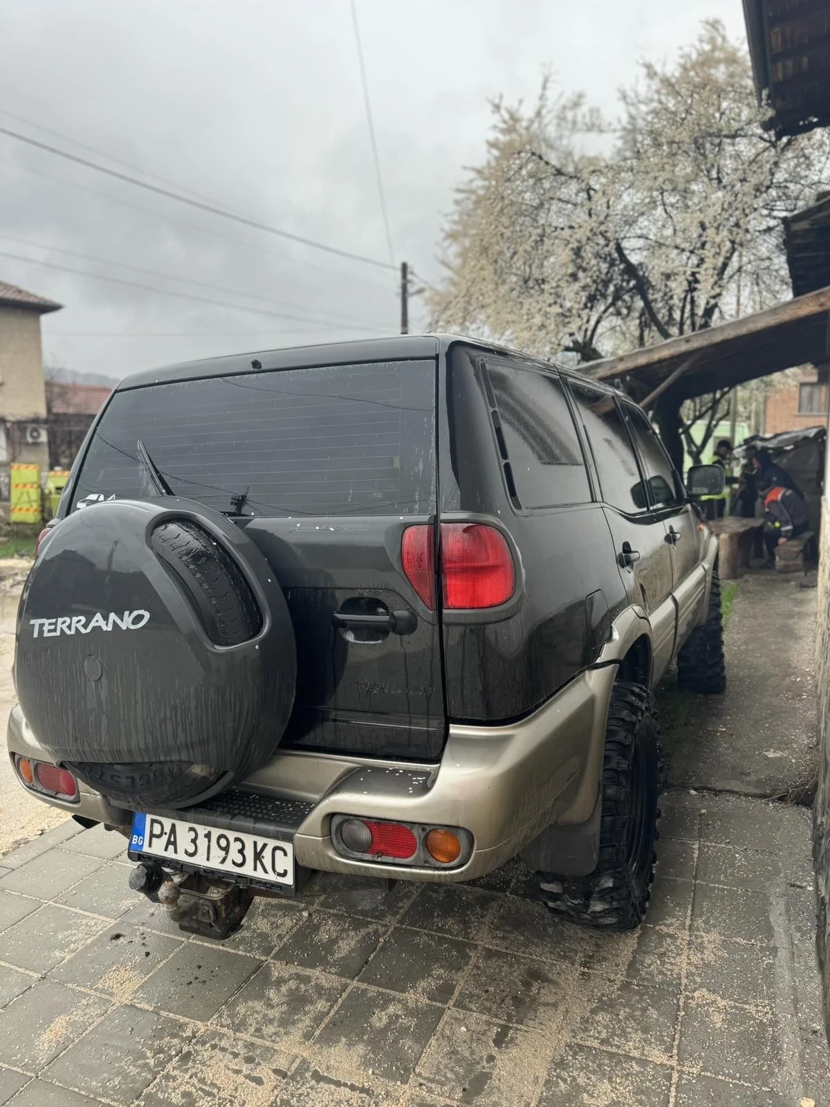 Nissan Terrano  - изображение 6