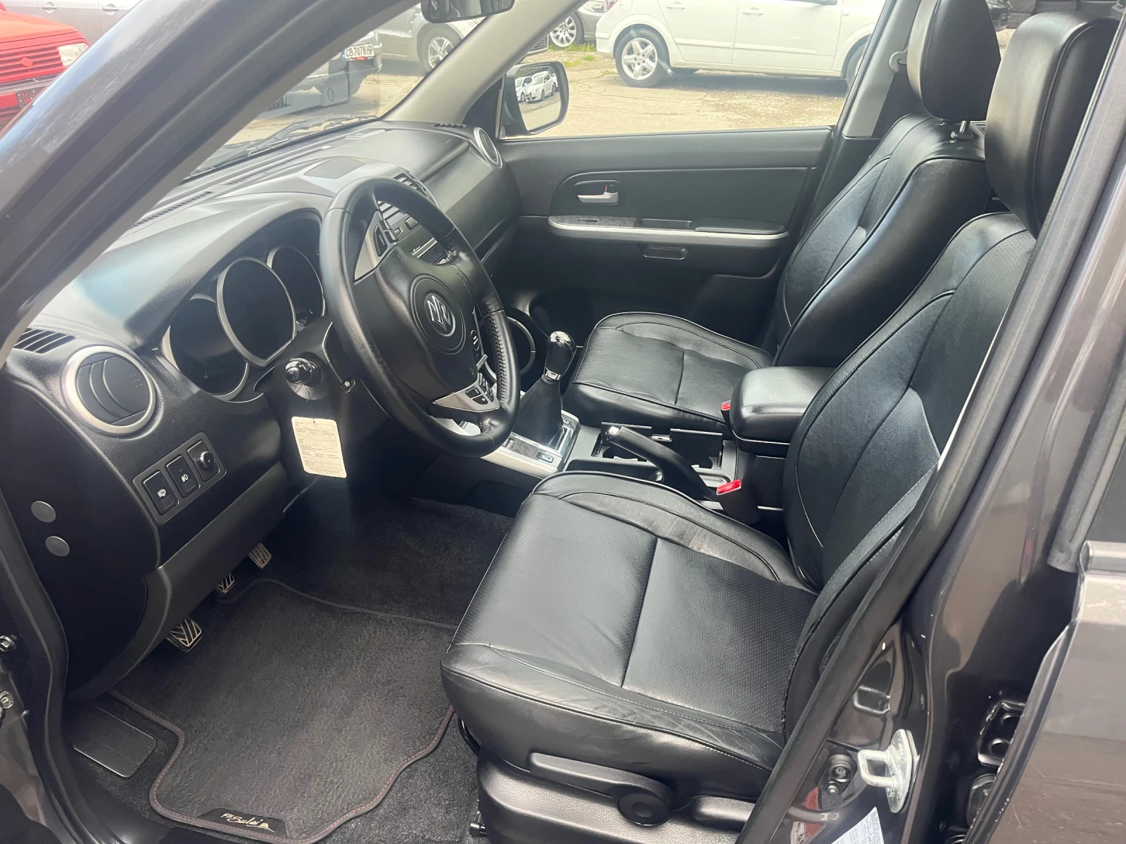 Suzuki Grand vitara 2.4* 4X4 - изображение 9