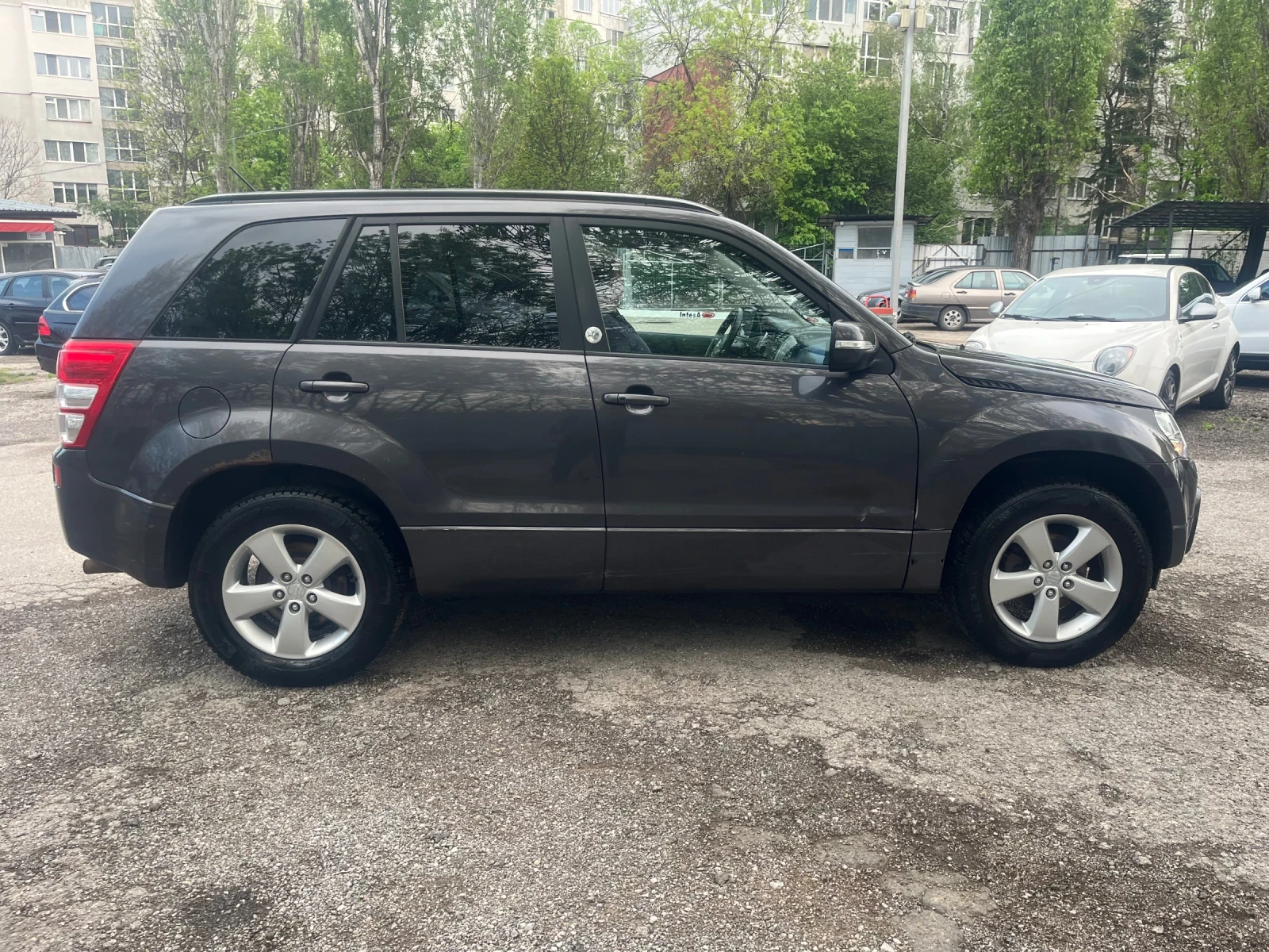 Suzuki Grand vitara 2.4* 4X4 - изображение 5