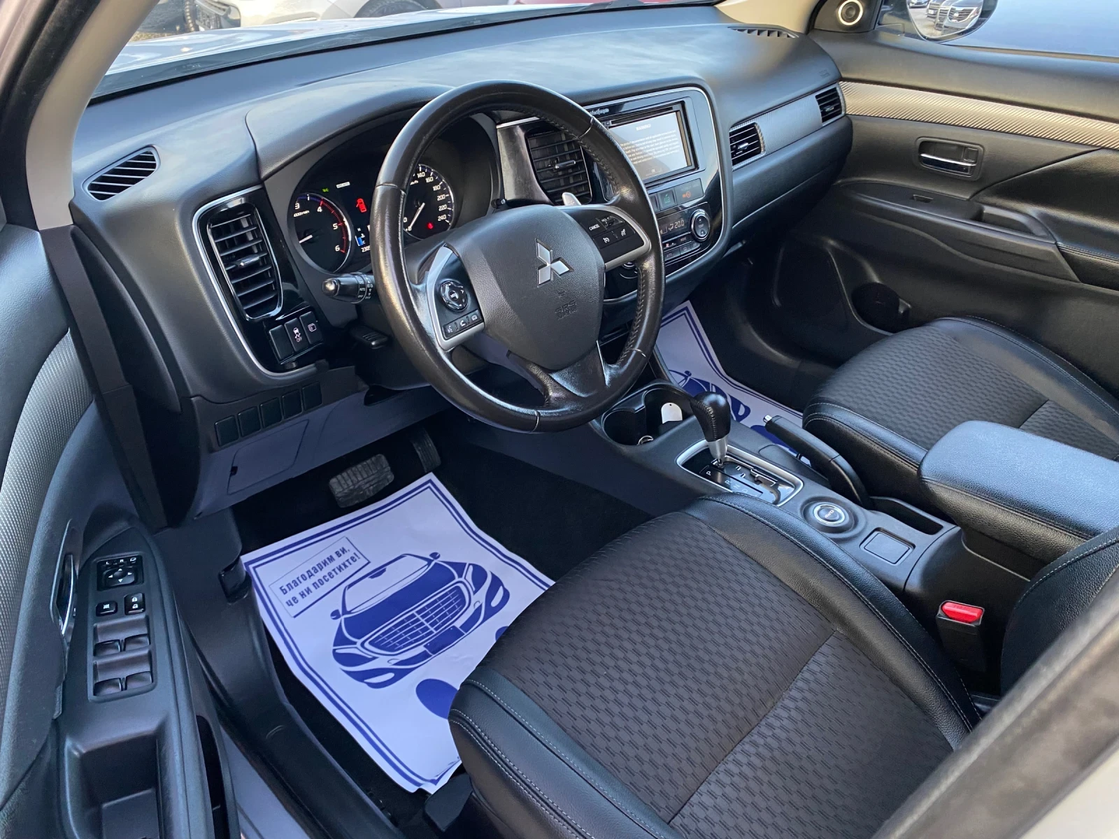 Mitsubishi Outlander 2.2 АВТОМАТИК 4х4 НАВИГАЦИЯ 7 МЕСТА - изображение 7