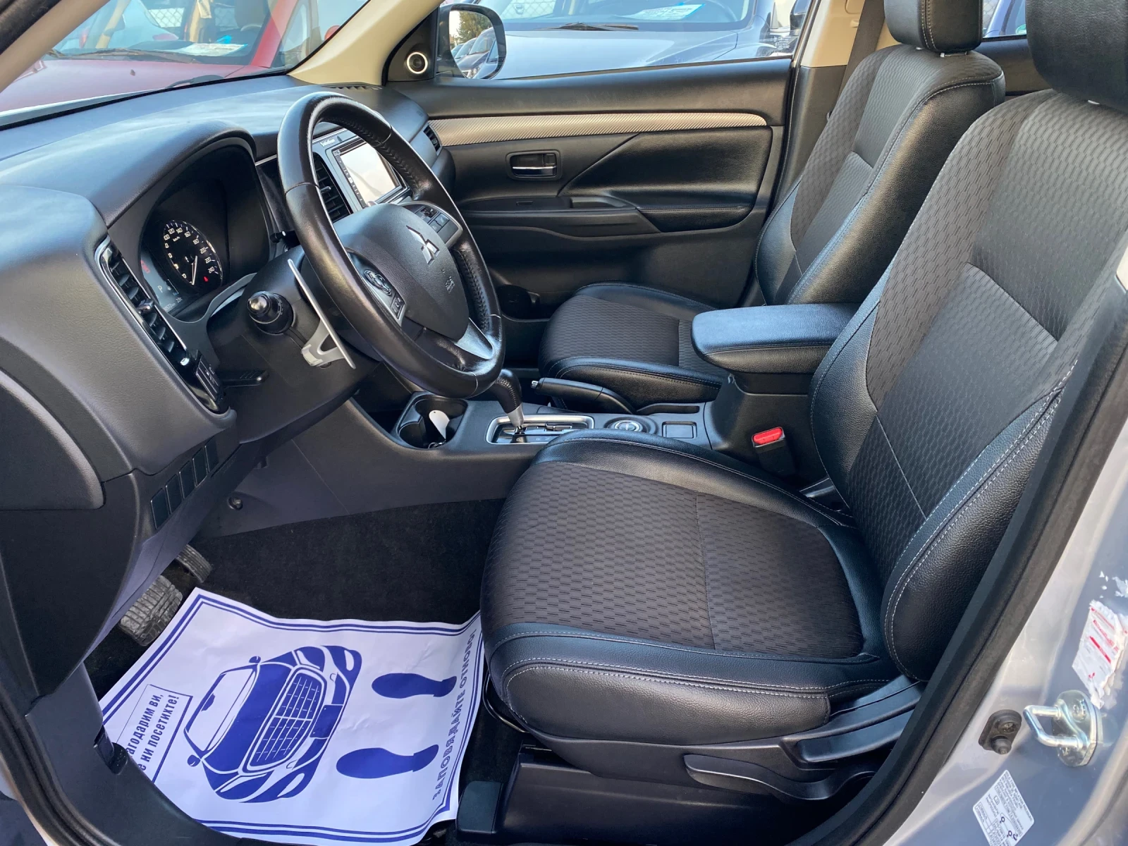 Mitsubishi Outlander 2.2 АВТОМАТИК 4х4 НАВИГАЦИЯ 7 МЕСТА - изображение 6