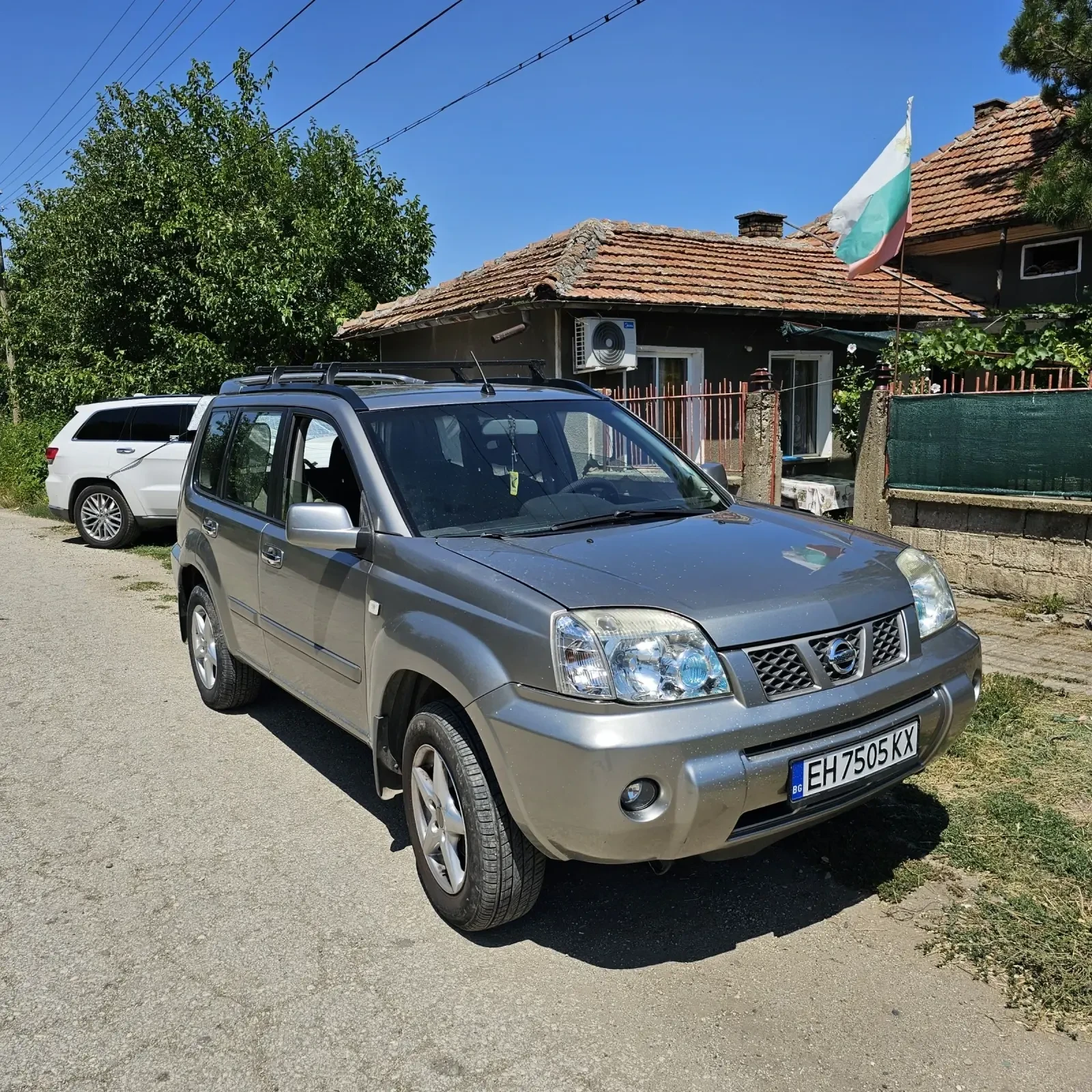 Nissan X-trail 2.2 - изображение 2