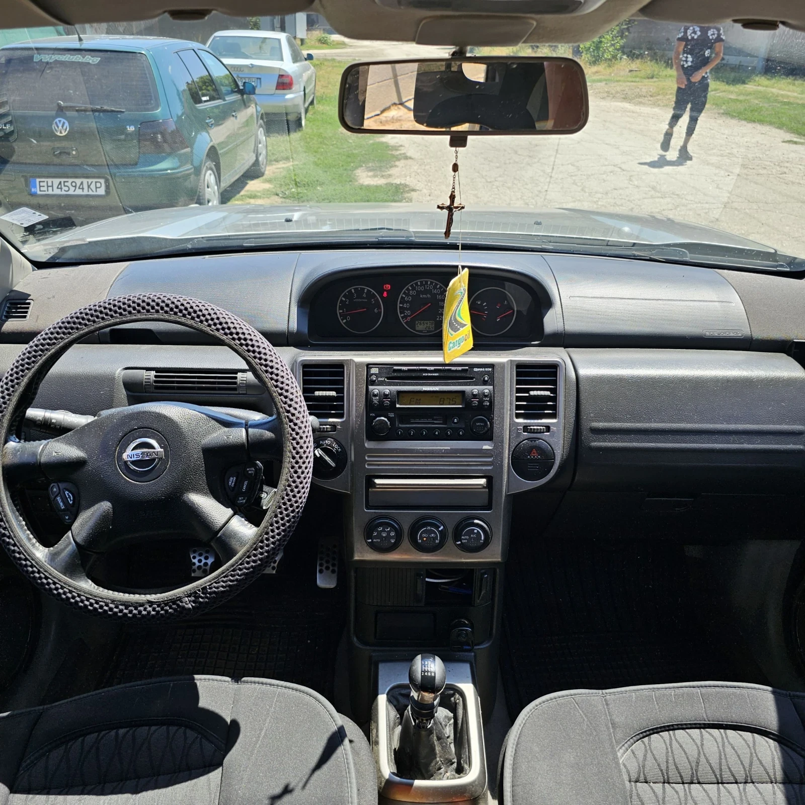 Nissan X-trail 2.2 - изображение 9