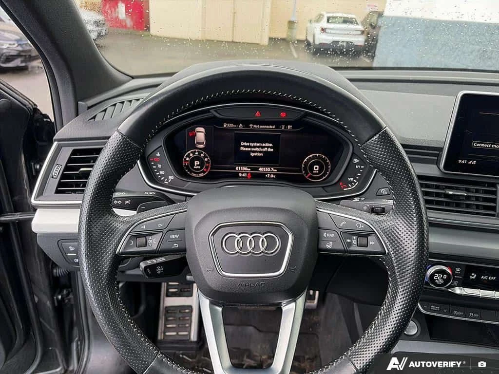Audi Q5  45 2.0T Progressiv| PANORAMA| LANE ASSIST| CARFAX, снимка 14 - Автомобили и джипове - 53875004