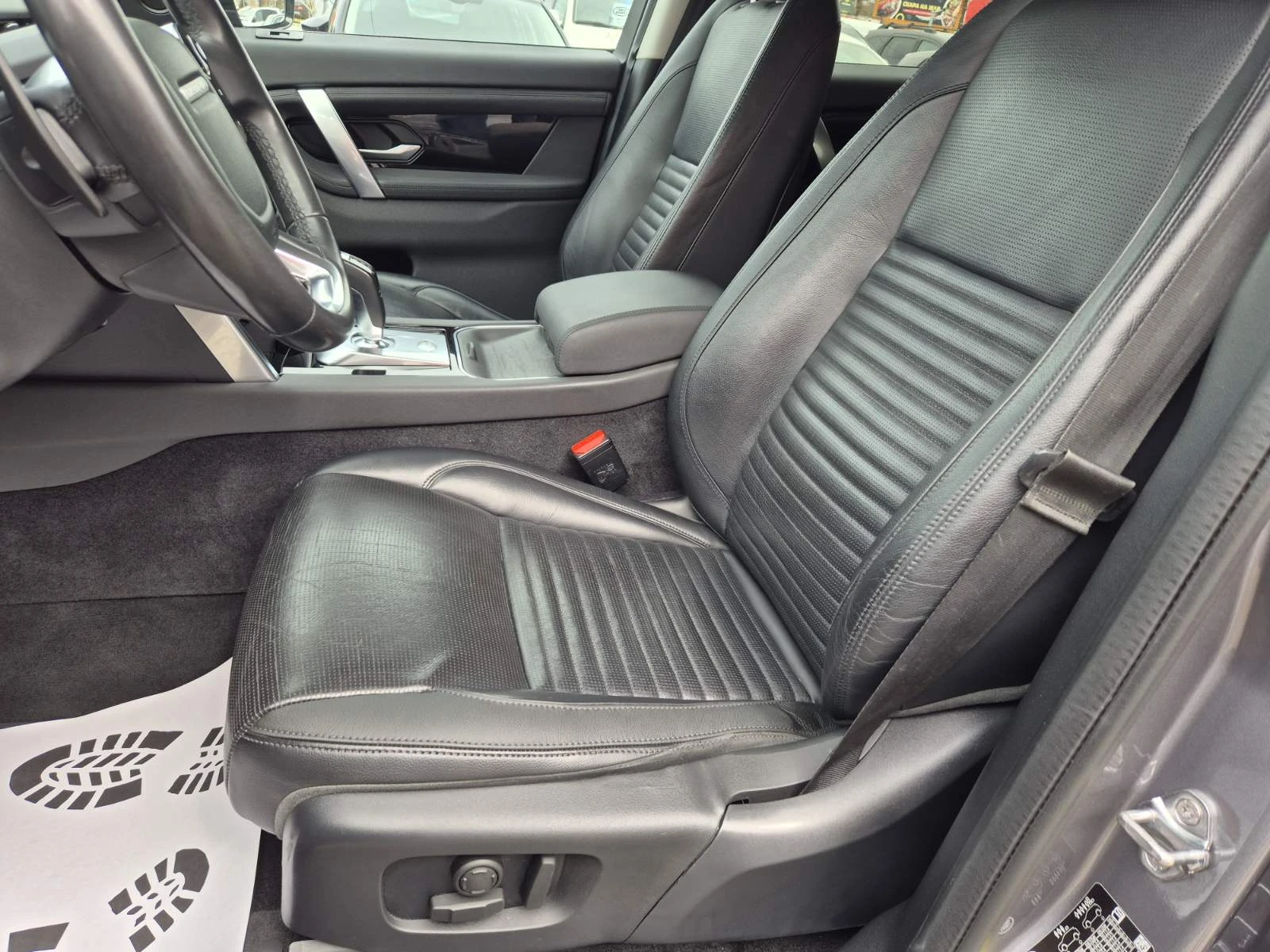 Land Rover Discovery Sport 2.0D-FACE LIFT-4X4, снимка 7 - Автомобили и джипове - 54220806