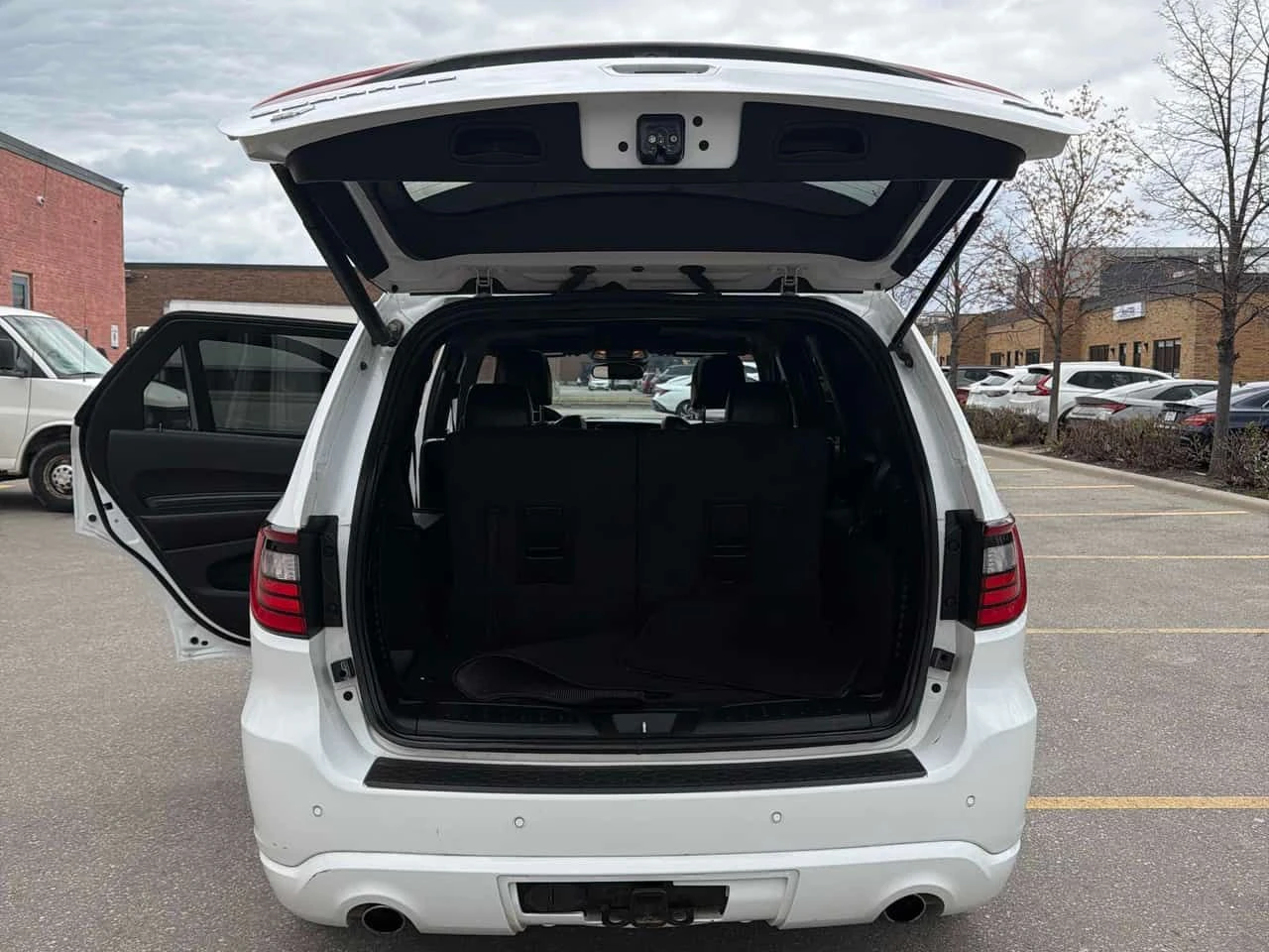 Dodge Durango * R/T AWD * CARFAX * БЕЗ ПЪРВОНАЧАЛНА ВНОСКА, снимка 11 - Автомобили и джипове - 54409396