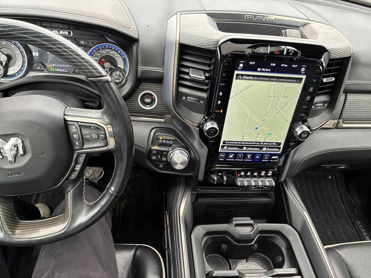 Dodge RAM 1500 Limited/360/Harman Kardon /ОБДУХВАНЕ/ВЪЗДУХ , снимка 9 - Автомобили и джипове - 54562549