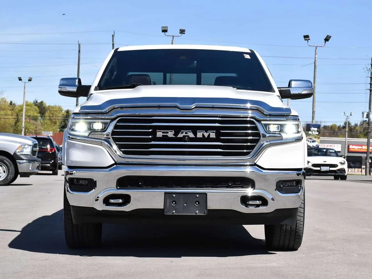 Dodge RAM 1500 Longhorn /360/DIS/ВЪЗДУХ/ОБДУХВАНЕ/ФИКСИРАНА ЦЕНА , снимка 2 - Автомобили и джипове - 54619635