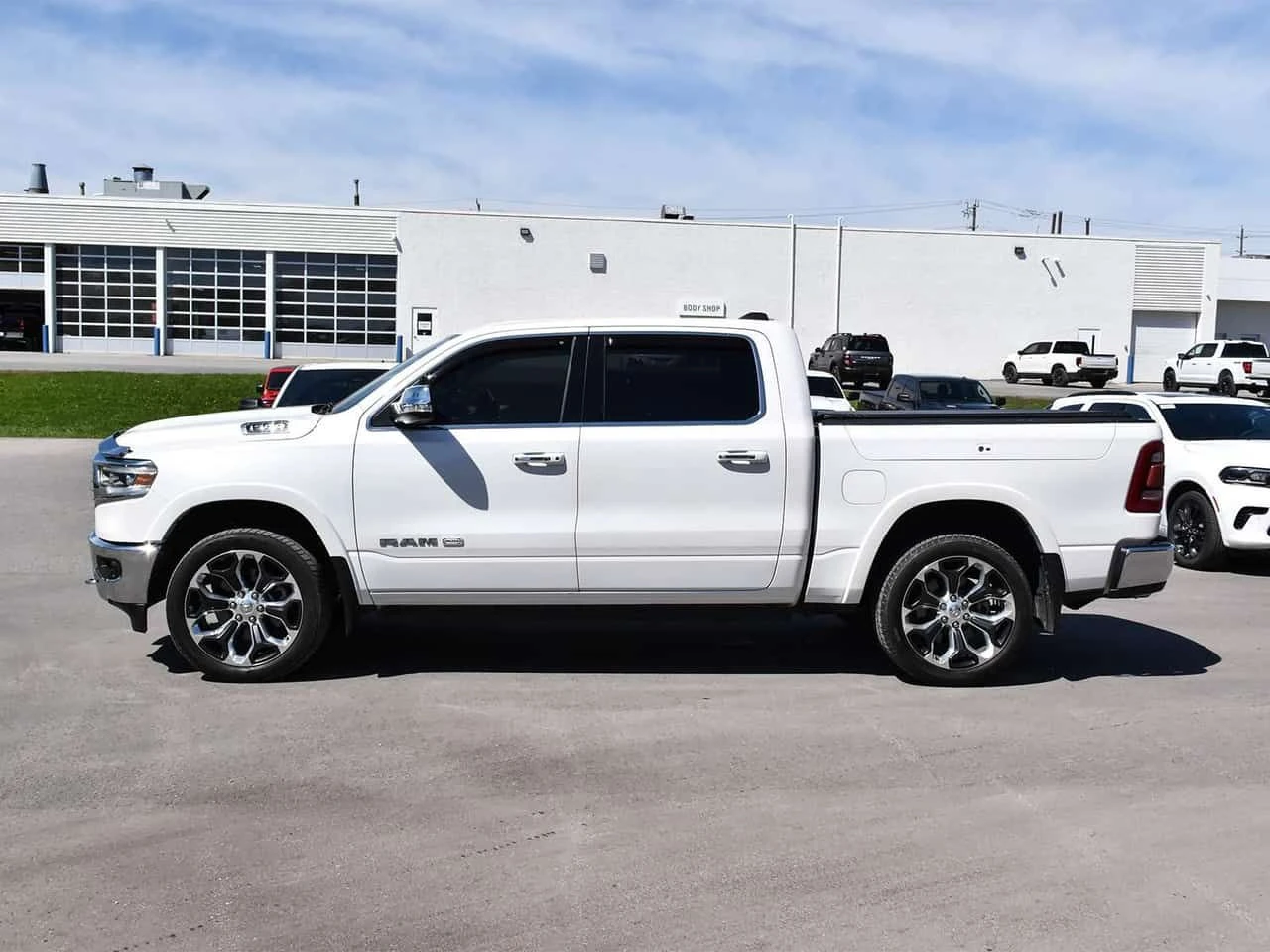 Dodge RAM 1500 Longhorn /360/DIS/ВЪЗДУХ/ОБДУХВАНЕ/ФИКСИРАНА ЦЕНА , снимка 3 - Автомобили и джипове - 54619635