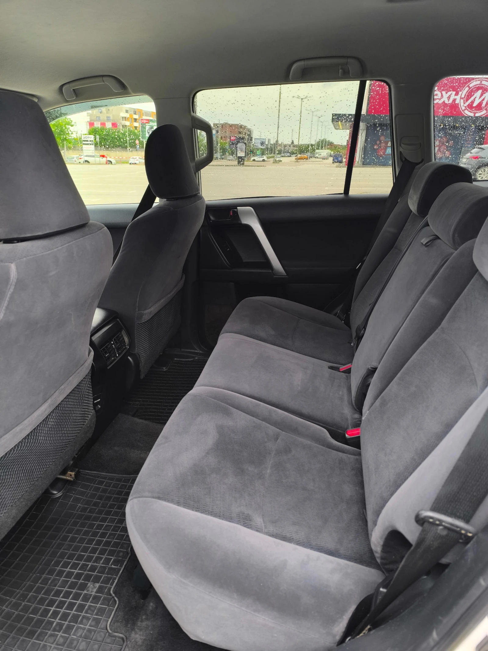 Toyota Land cruiser 3.0, снимка 8 - Автомобили и джипове - 54758608