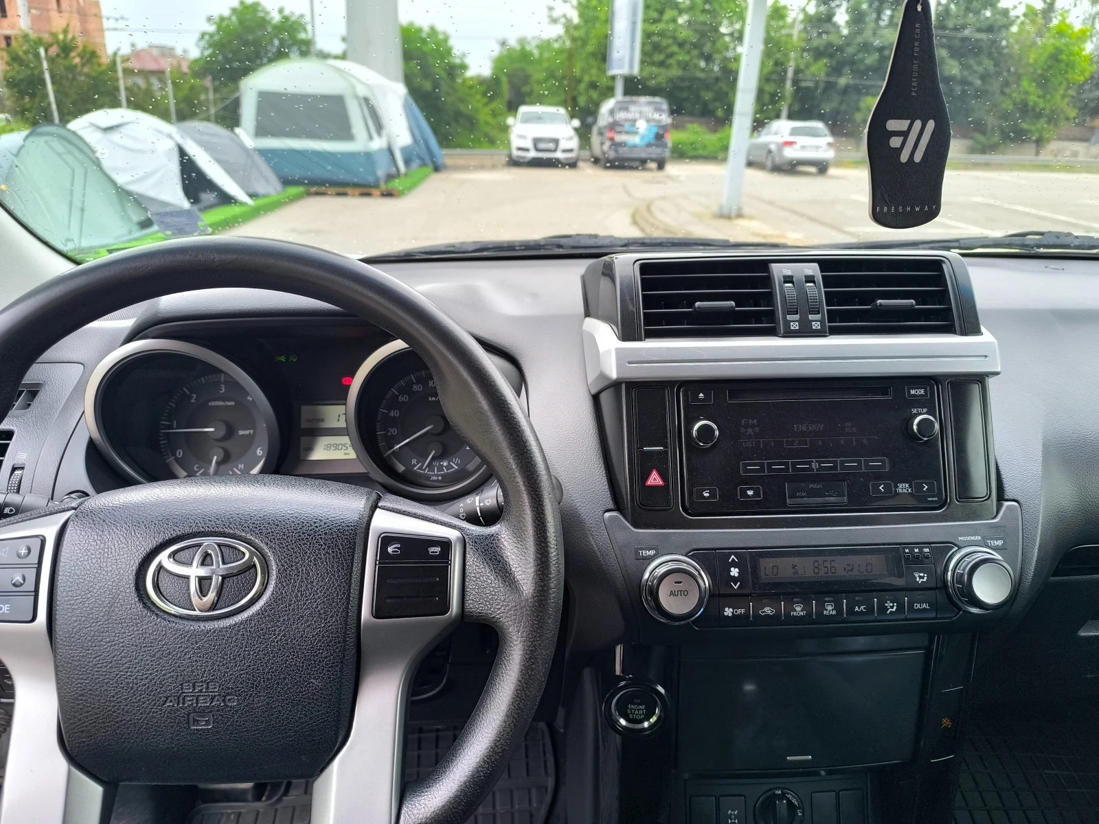 Toyota Land cruiser 3.0, снимка 11 - Автомобили и джипове - 54758608