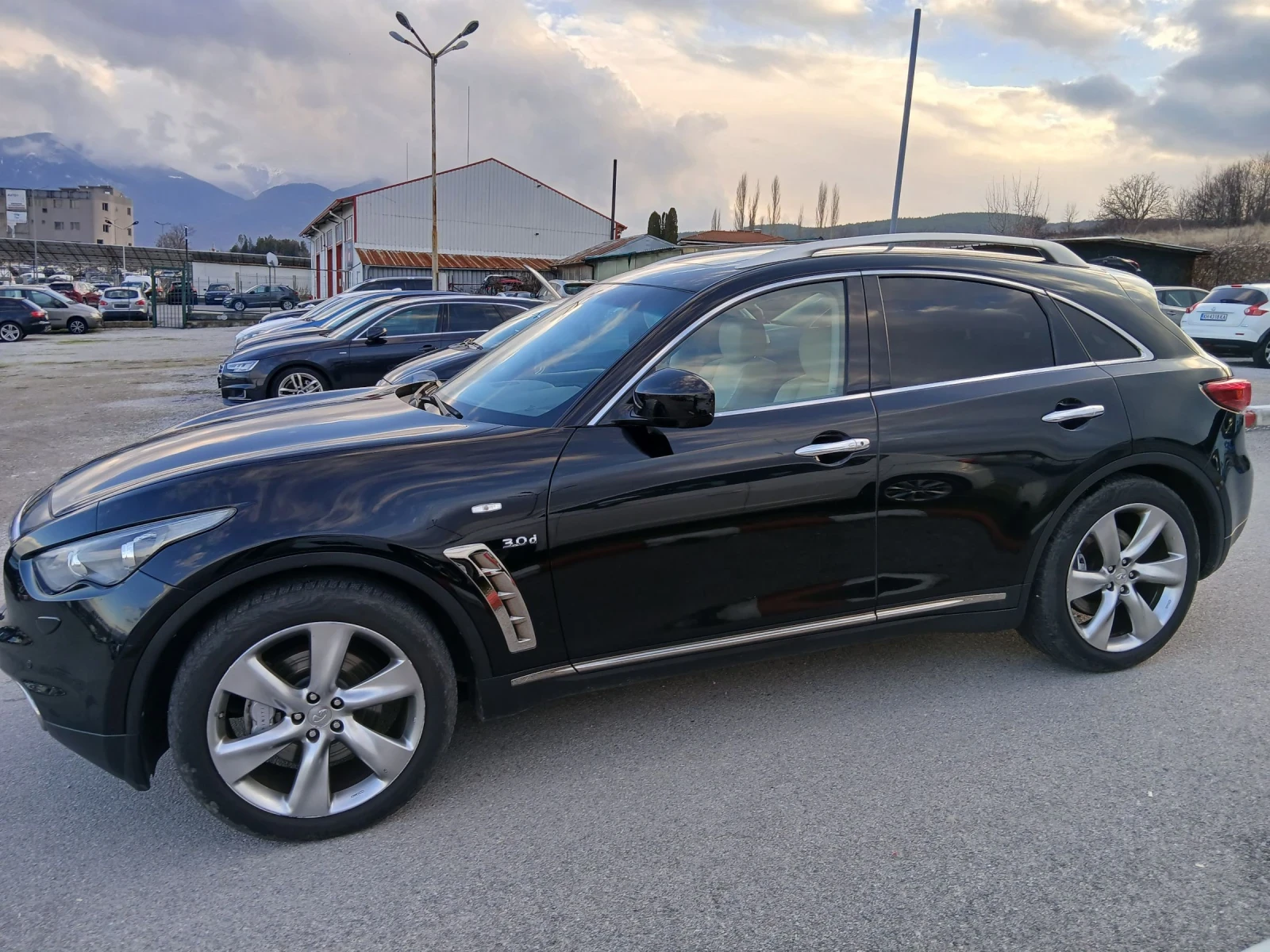 Infiniti QX70 3.0 d 4x4 | Mobile.bg � ����������� 8