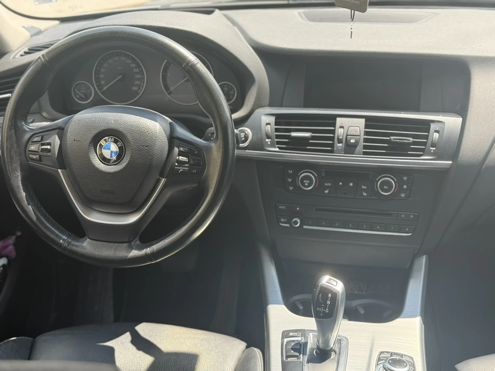 BMW X3, снимка 10 - Автомобили и джипове - 55350345