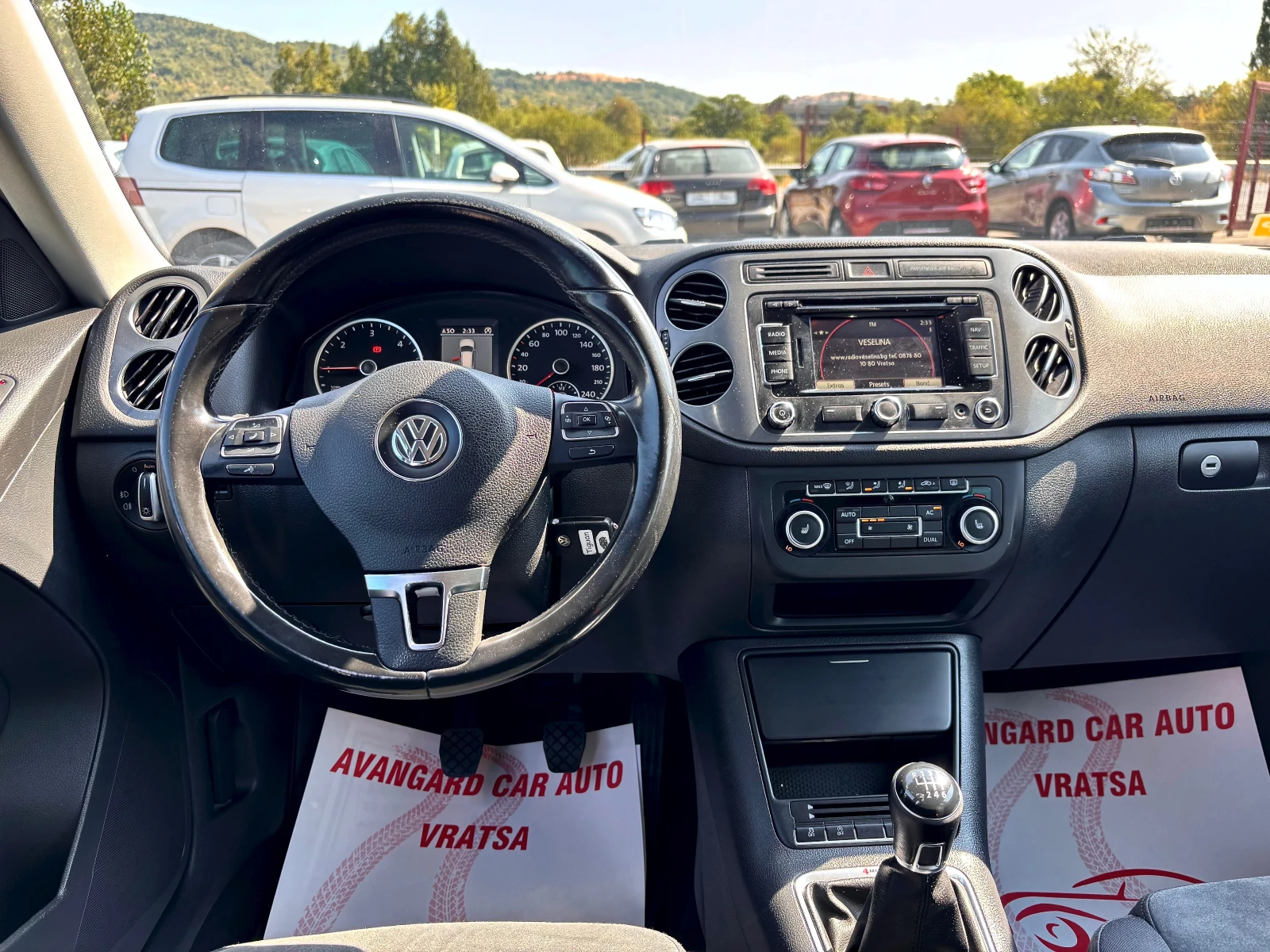 VW Tiguan 4x4, снимка 10 - Автомобили и джипове - 56181010