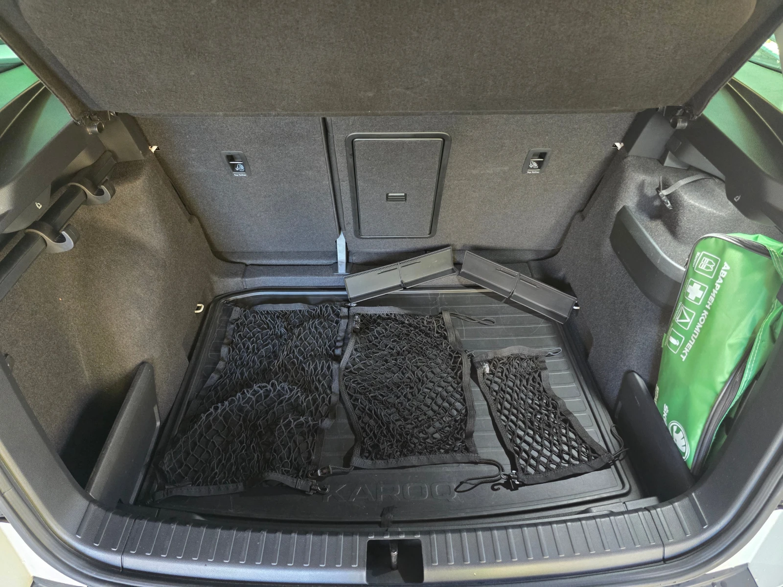 Skoda Karoq 1.5 TSI DSG, снимка 11 - Автомобили и джипове - 56570896